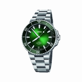 Aquis Date 2024 Calibre 400 43.5mm - Green on Bracelet