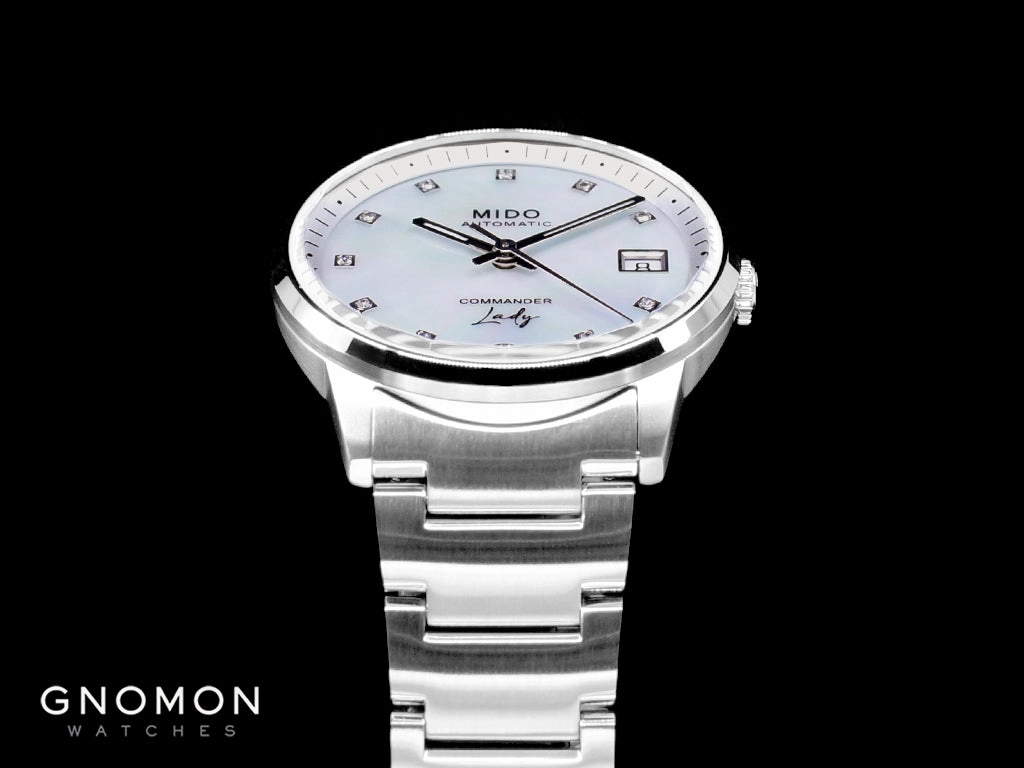 Commander Lady Mother of Pearl Ref. M021.207.11.106.00