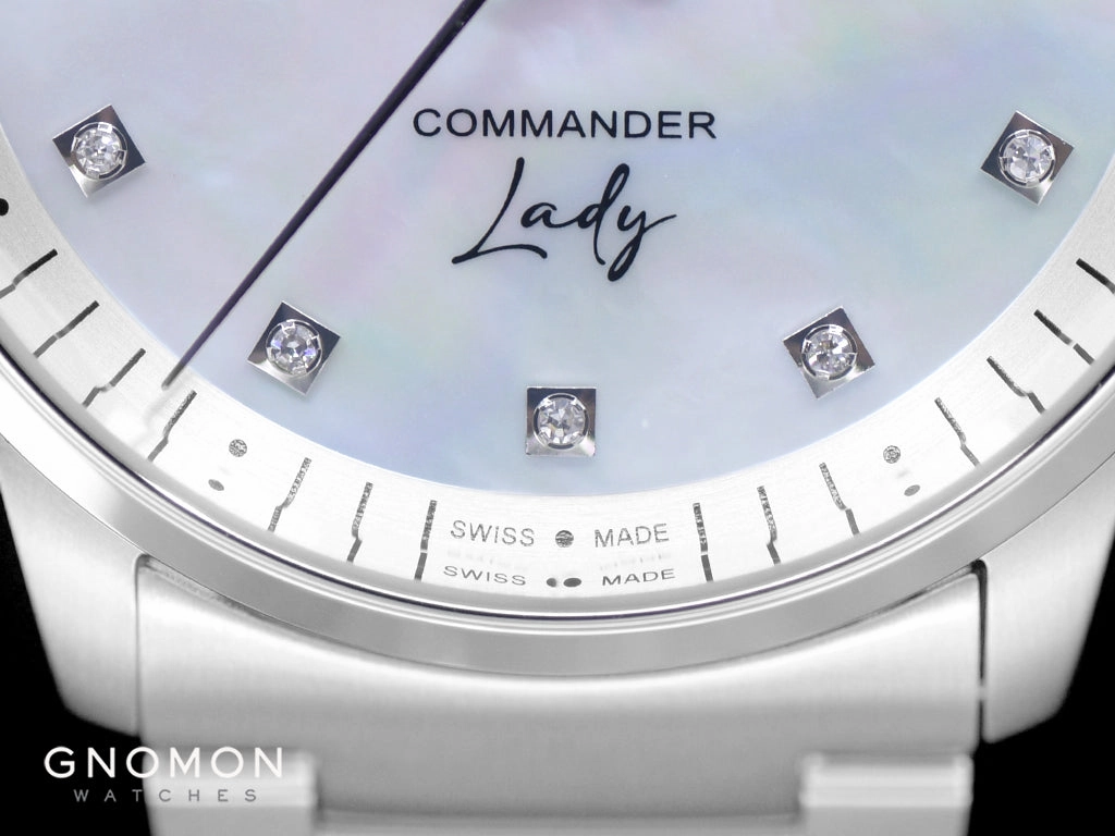 Commander Lady Mother of Pearl Ref. M021.207.11.106.00