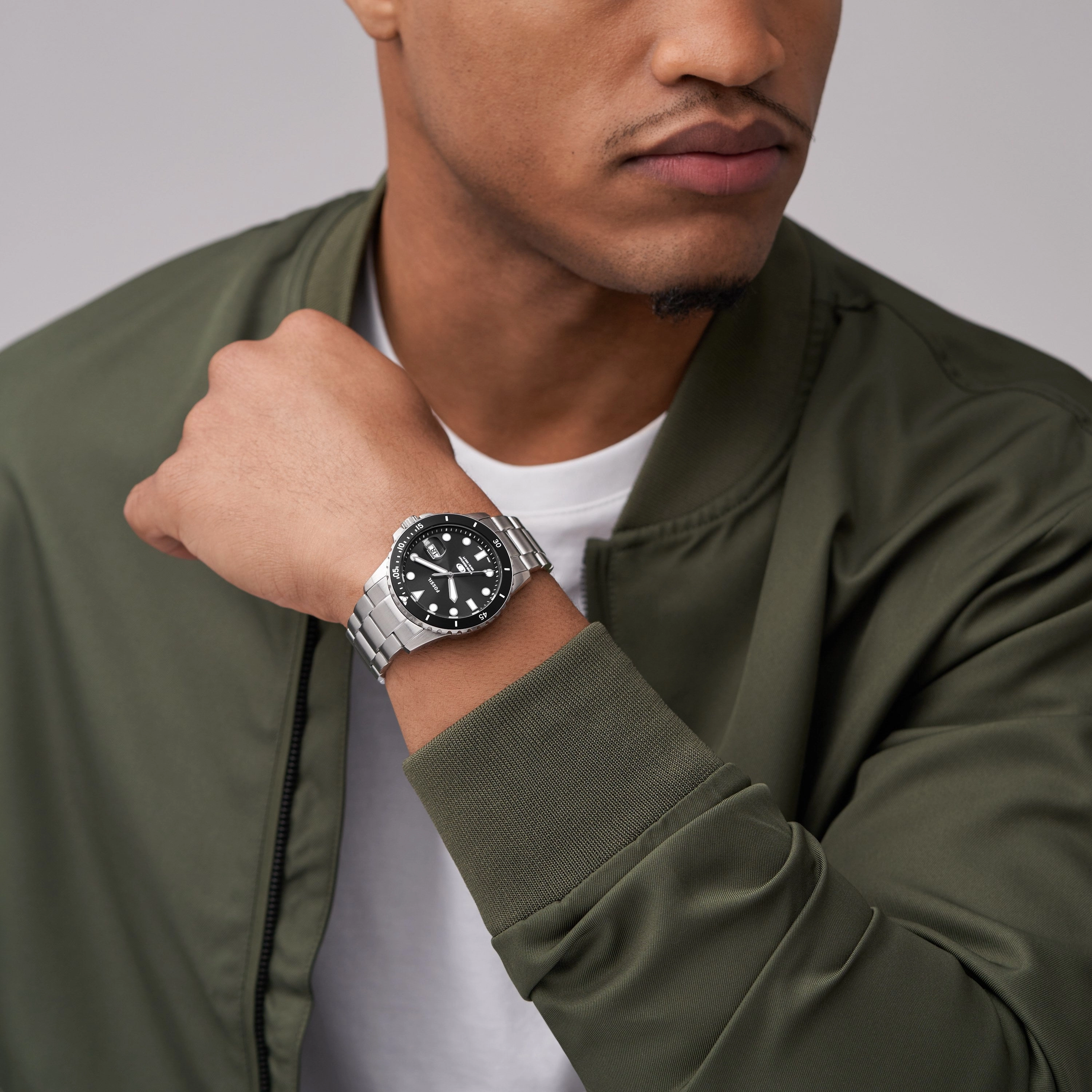 Fossil Silver Stainless Steel Black Dial Men's Watch FS6032