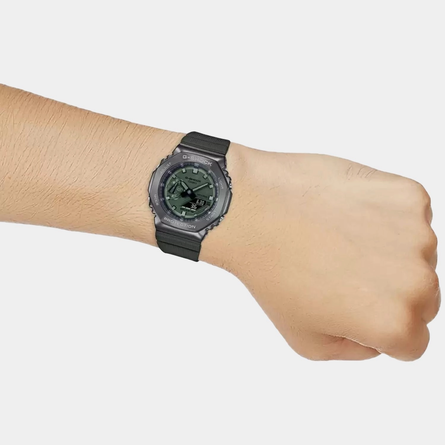 G-Shock Men's Analog-Digital Resin Watch G1160 - GM-2100B-3ADR
