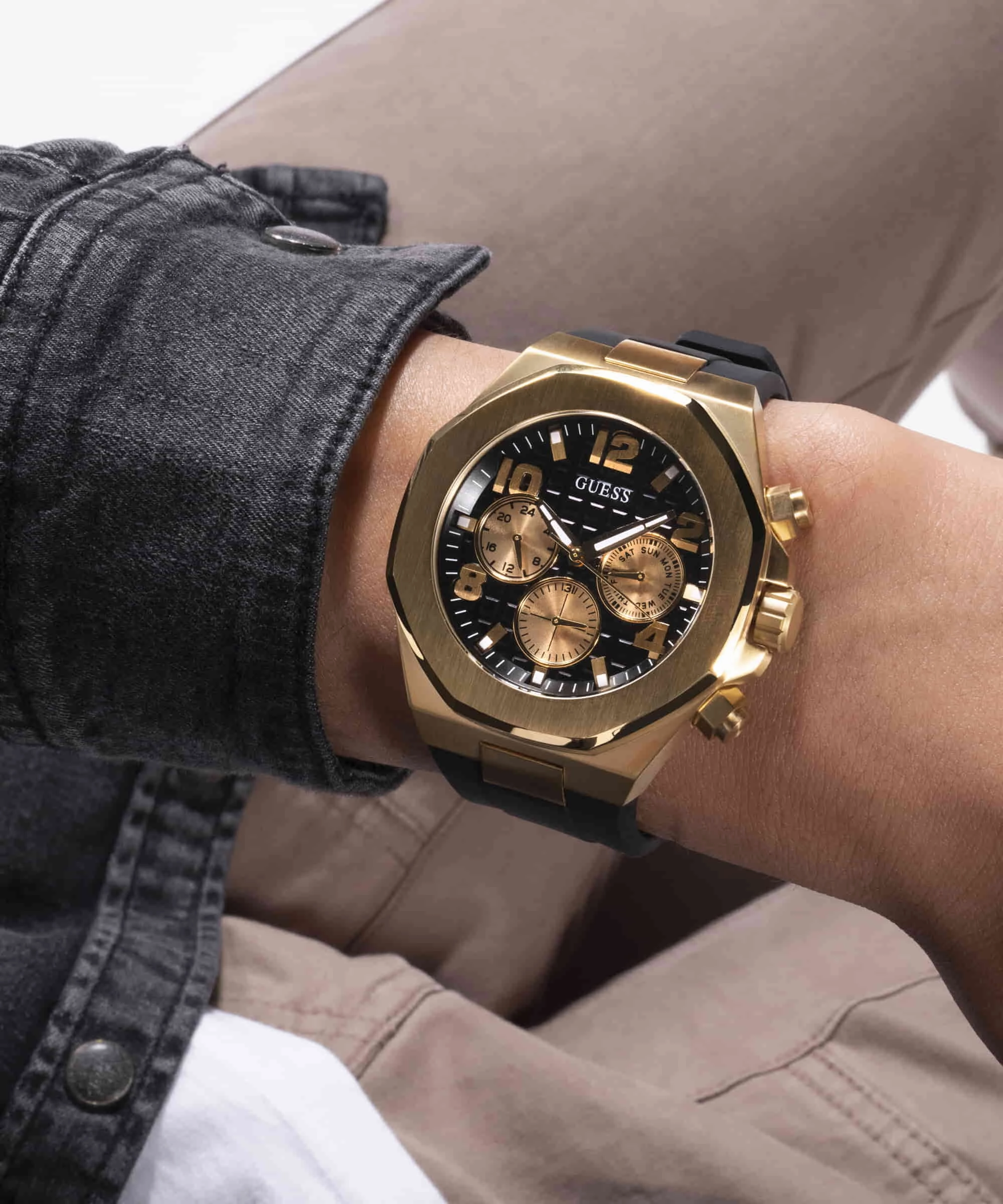 Guess Empire Black Dial Rubber Strap Watch GW0583G2