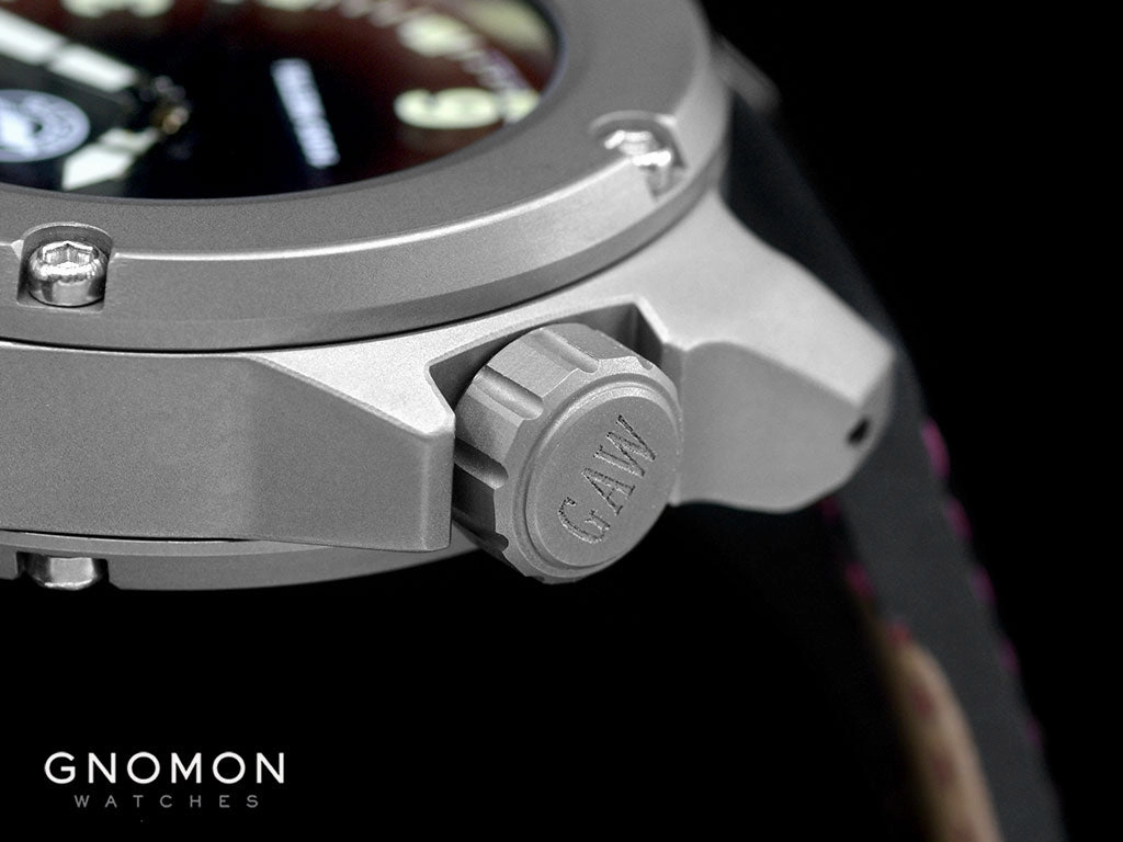 Lince Crimson Red - Gnomon Exclusive