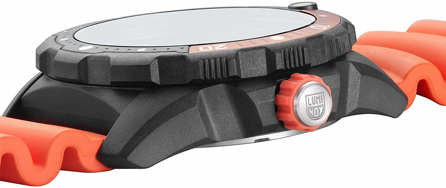 Luminox Bear Grylls Survival CARBONOX Black Dial Orange Rubber Strap Date Divers Quartz Mens Watch XB.3729.NGU