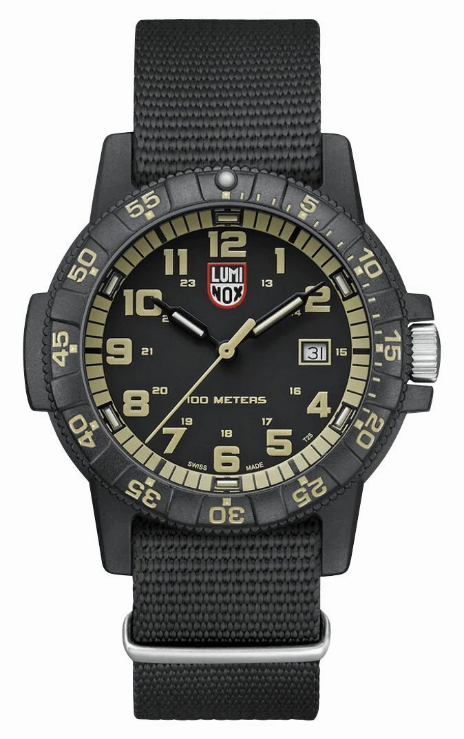 Luminox Leatherback SEA Turtle Giant CARBONOX Black Dial Black Nylon NATO Strap Date Quartz Mens Watch XS.0333