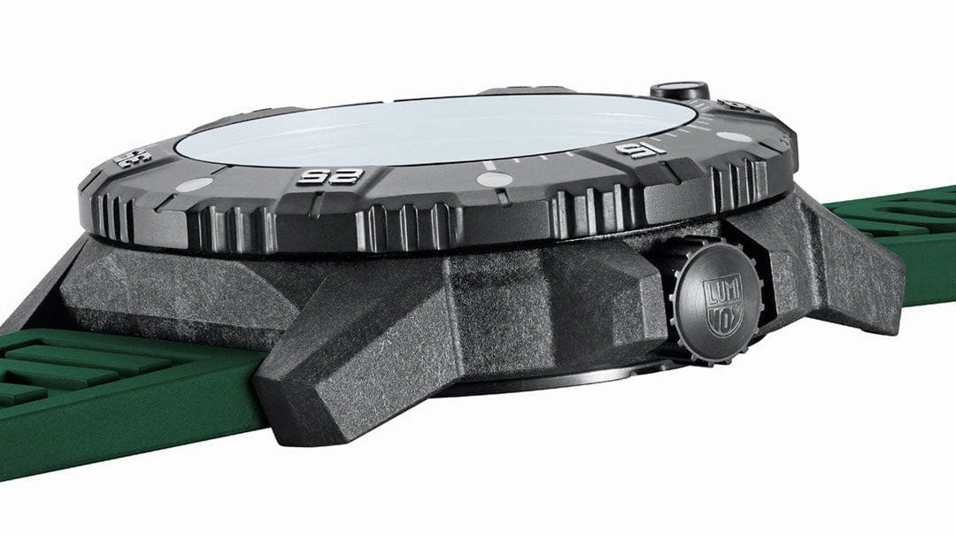 Luminox Master Carbon SEAL Automatic CARBONOX  Black Dial Green Rubber Strap Day/Date Divers Mens Watch XS.3877