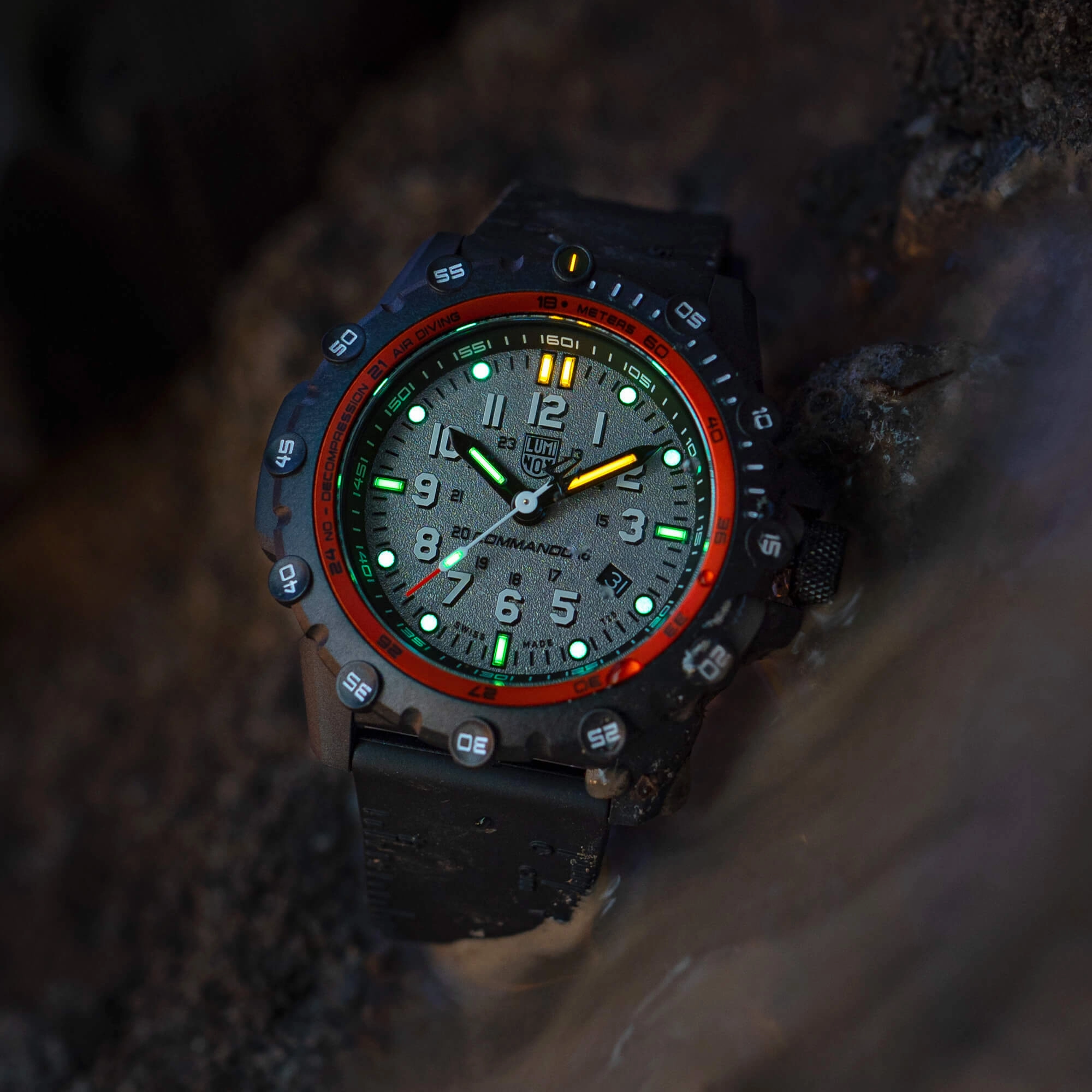 Luminox Men's Quartz Watch - Commando Frogman Grey Dial Black Rubber Strap | 3301