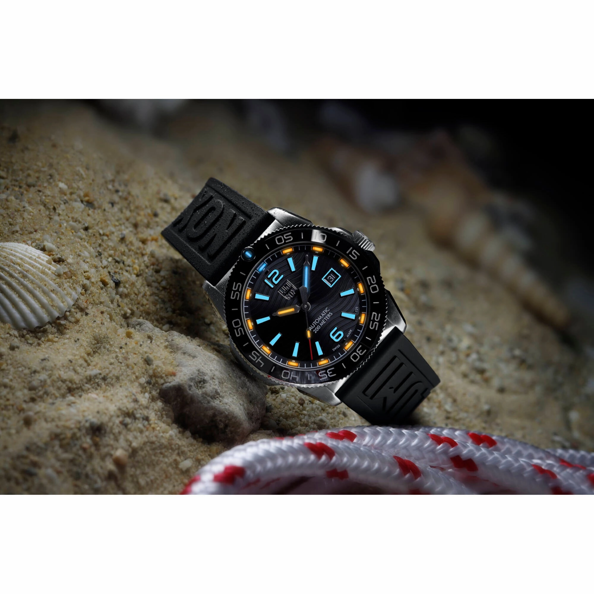 Luminox Men's Watch - Pacific Diver Rotating Bezel Black Dial Rubber Strap | XS.3101