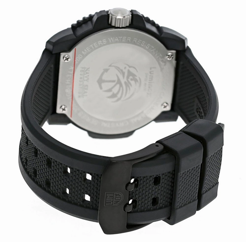 Luminox Navy Seal CARBONOX Black Rubber Strap Black Dial Date Divers Quartz Mens Watch XS.3051.GO.NSF