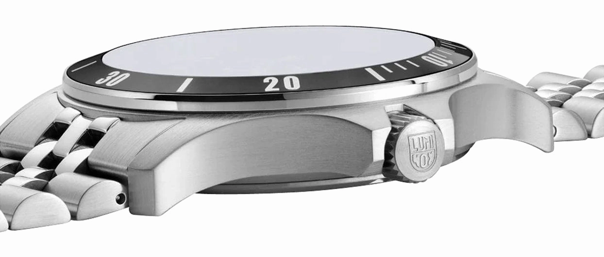 Luminox Sport Timer Stainless Steel Black Dial Date Quartz Mens Watch XS.0911