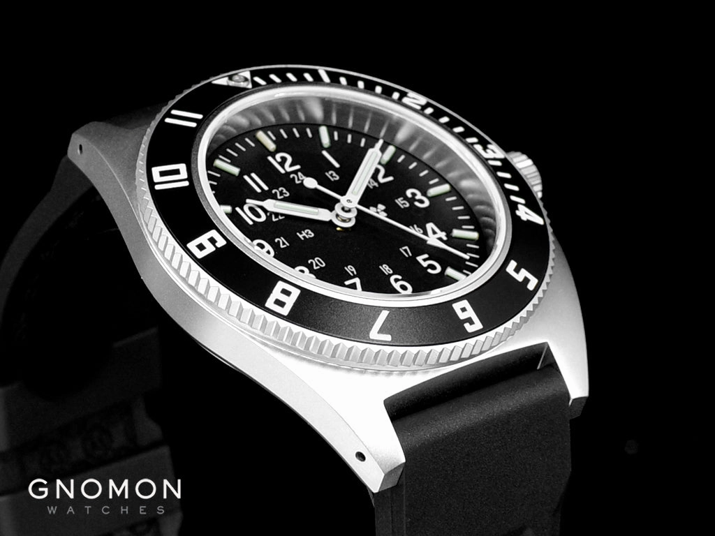 Pilots Navigator Stainless Steel Sterile Dial - 3-Piece Rubber Strap Kit Ref. WW194001SS-0830