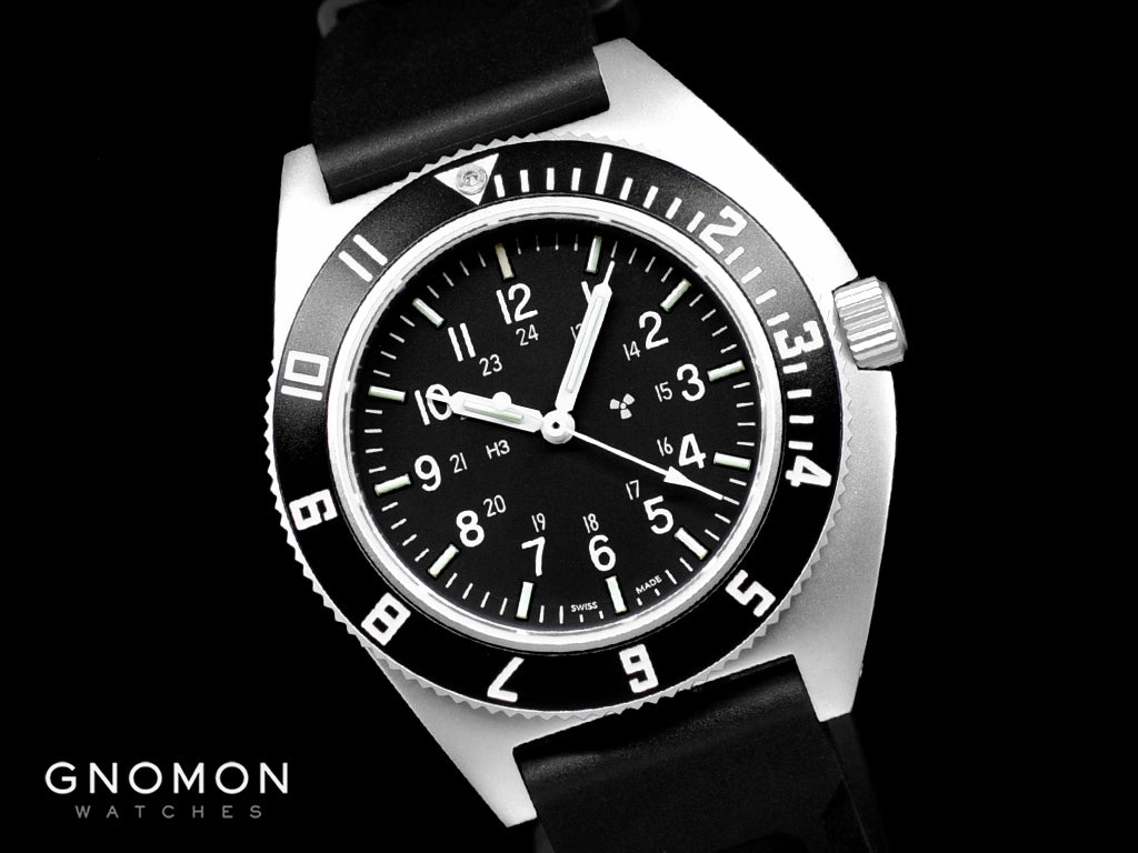 Pilots Navigator Stainless Steel Sterile Dial - 3-Piece Rubber Strap Kit Ref. WW194001SS-0830