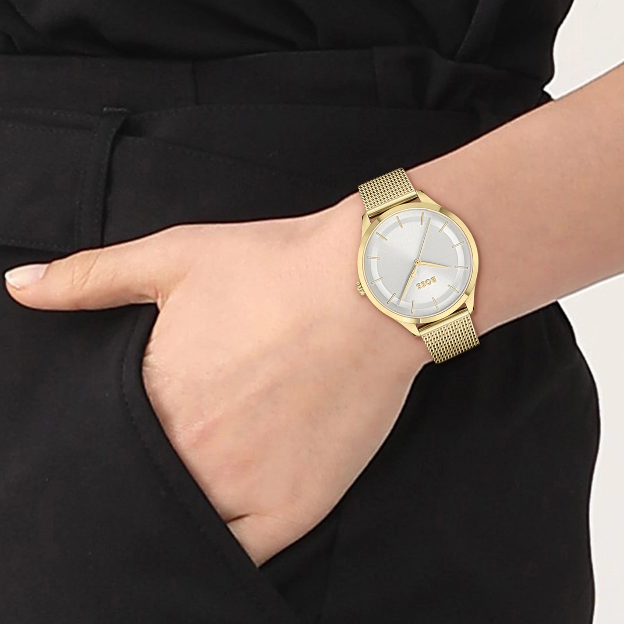 Pura Women Silver Analog Mesh Watch 1502696