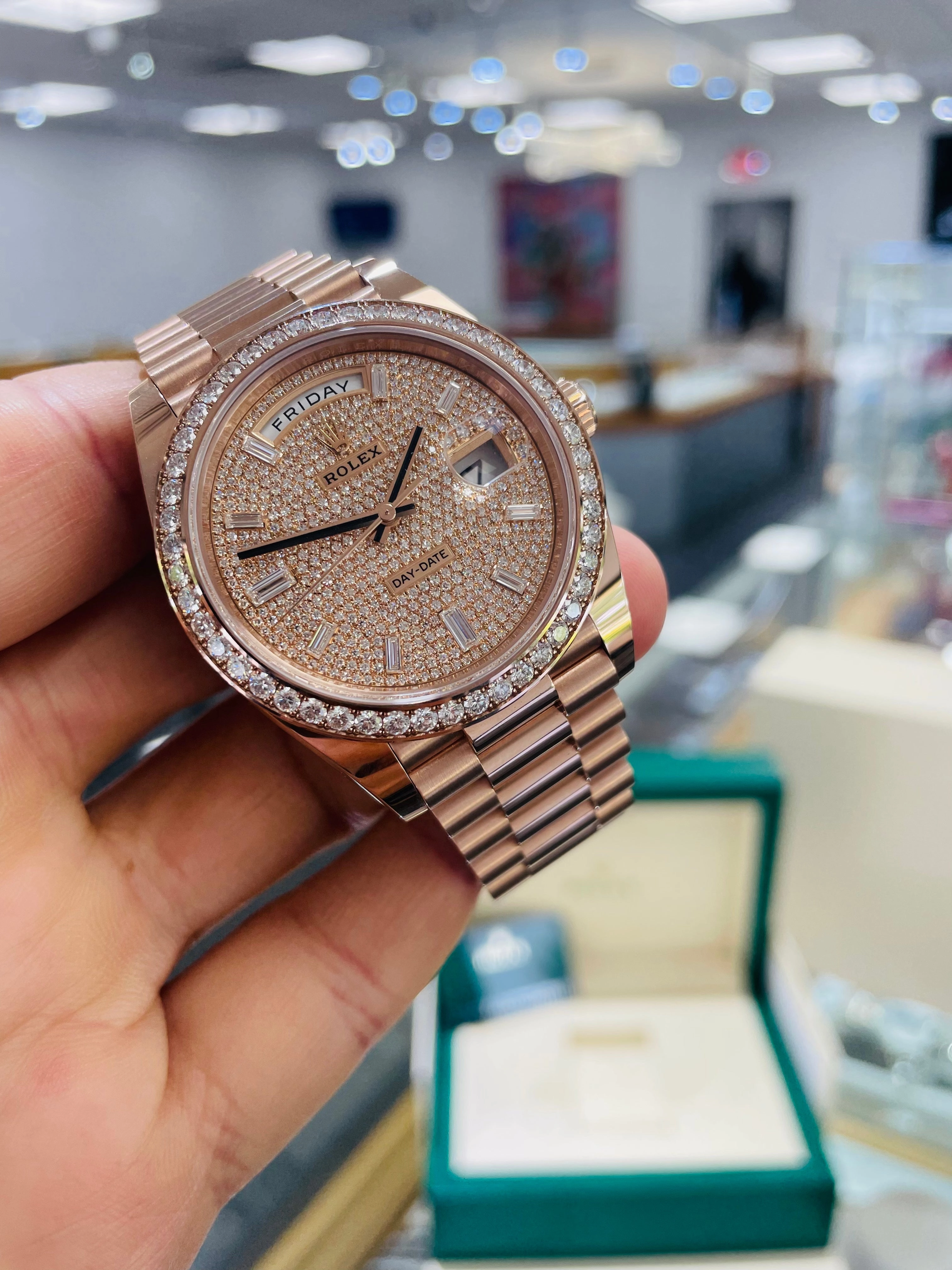 Rolex 228345RBR Day-Date 40 Factory Pave Diamond Dial Factory Diamond Bezel President Bracelet Rose Gold