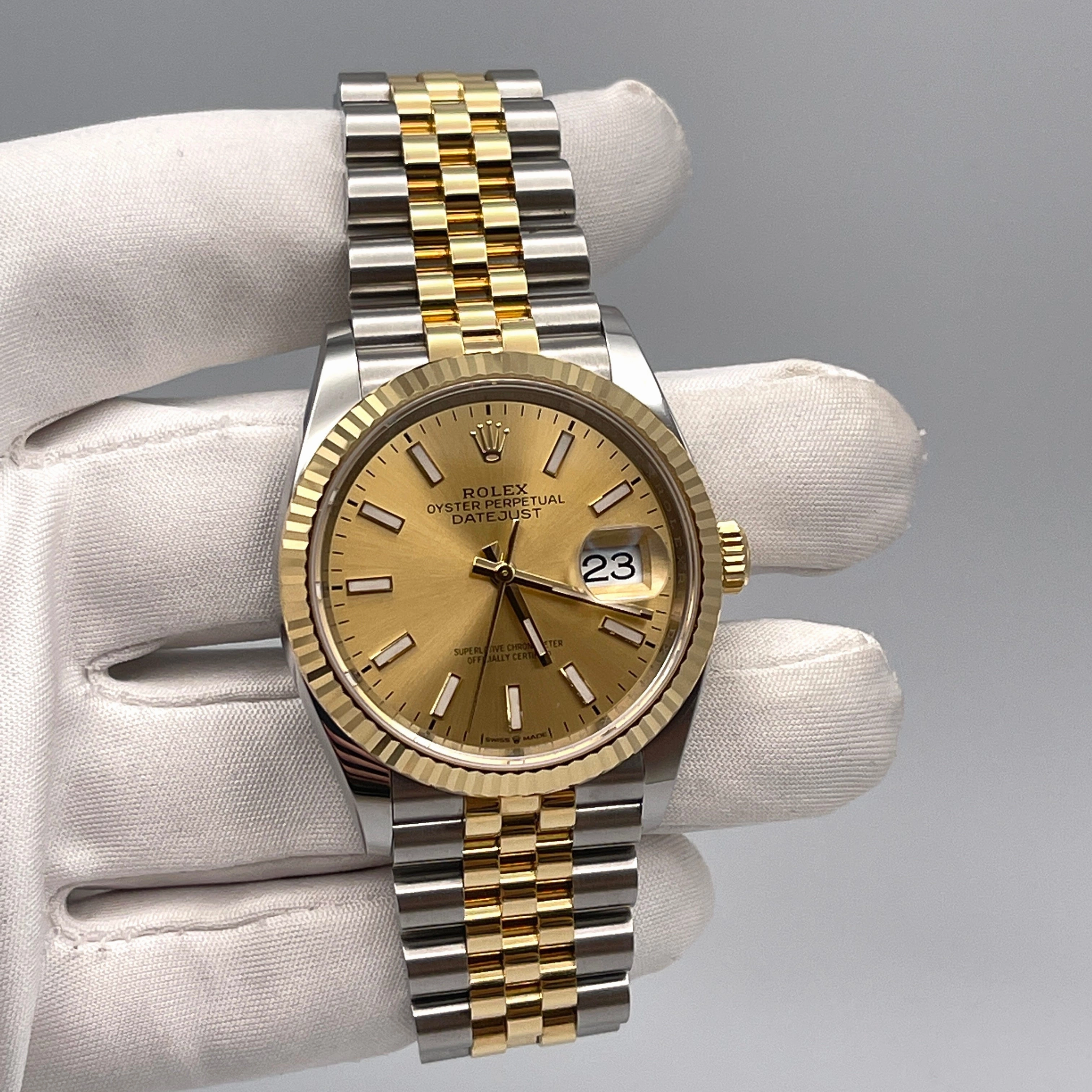 Rolex Datejust 36 126233 Stainless Steel Yellow Gold Champagne Dial Jubilee