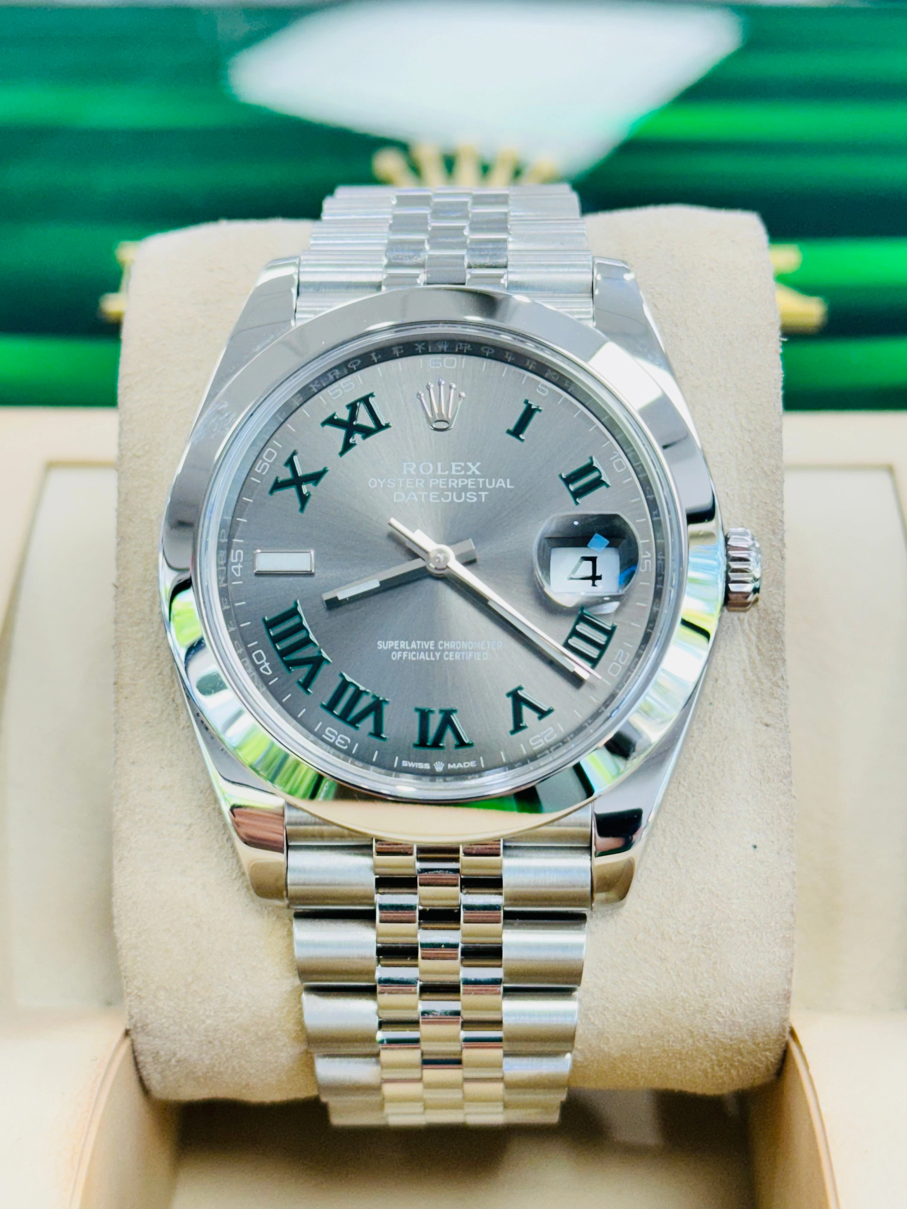 Rolex Datejust 41 126300 41mm  Wimbledon Dial Jubilee Bracelet MINT Box and Papers
