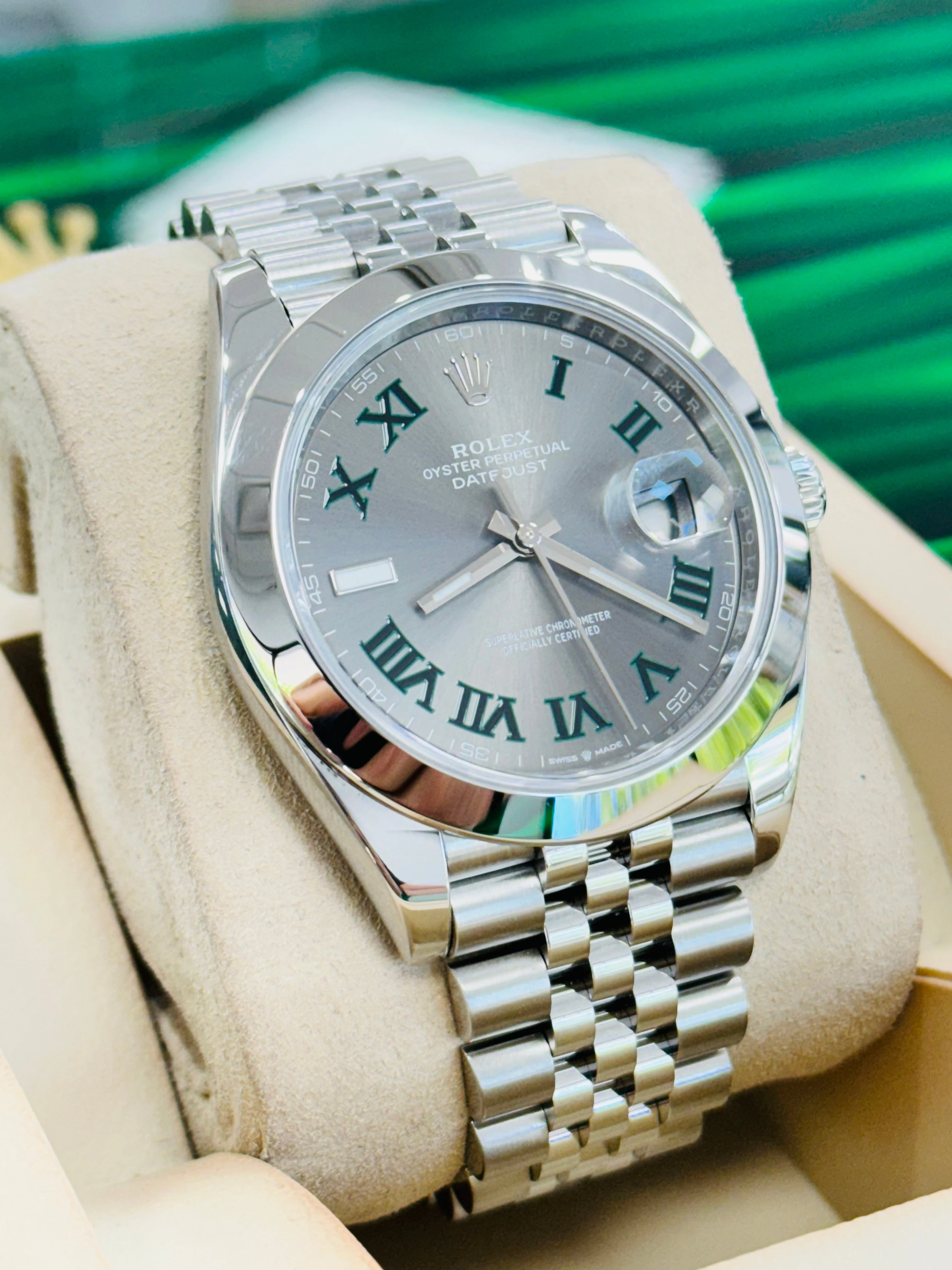 Rolex Datejust 41 126300 41mm  Wimbledon Dial Jubilee Bracelet MINT Box and Papers