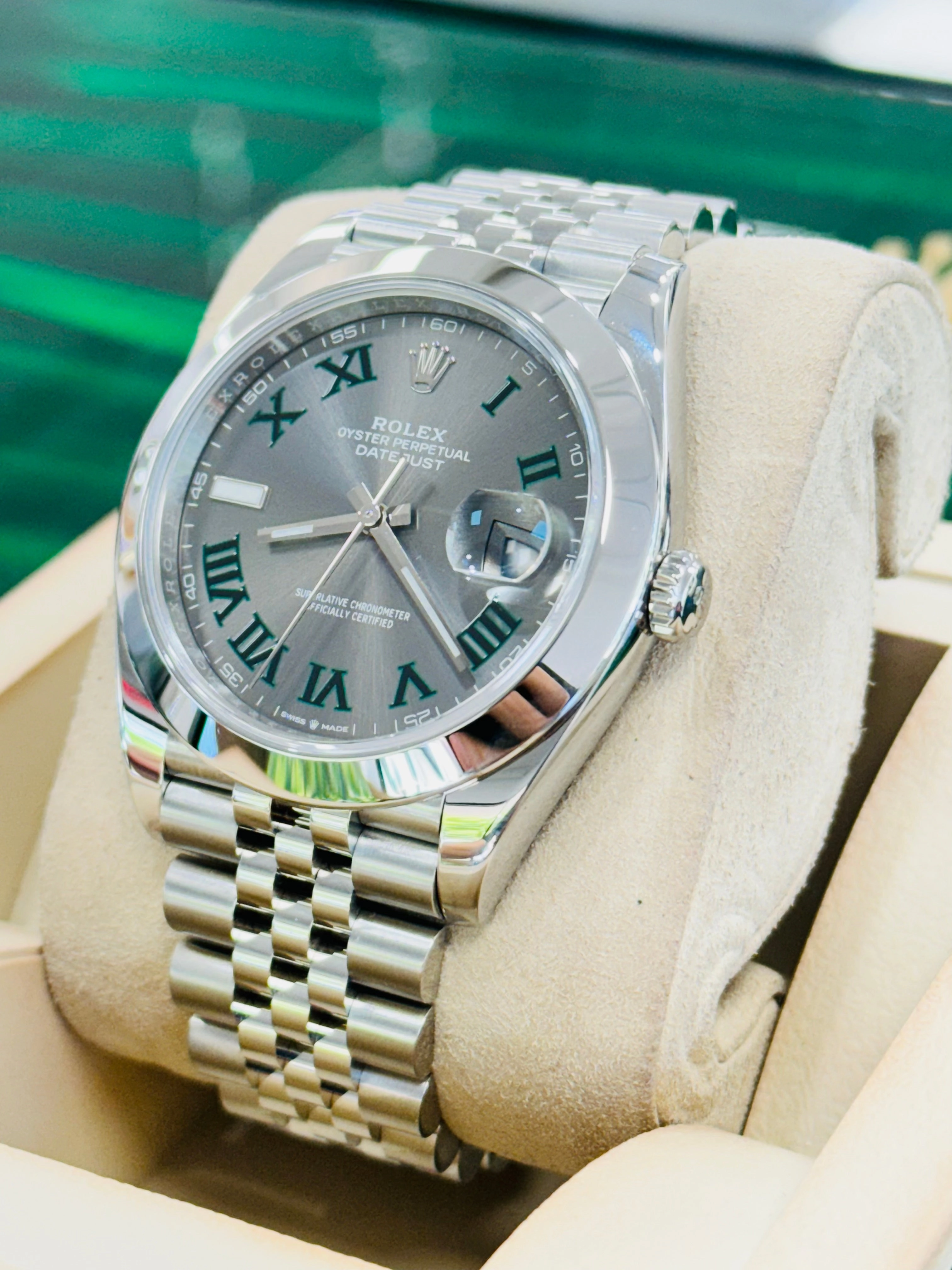 Rolex Datejust 41 126300 41mm  Wimbledon Dial Jubilee Bracelet MINT Box and Papers
