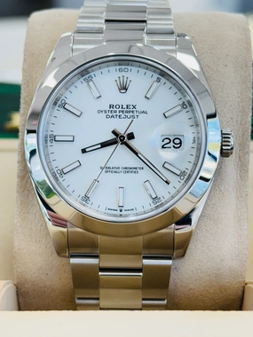 Rolex Datejust 41 126300 Oyster White Stick Dial Smooth Bezel MINT