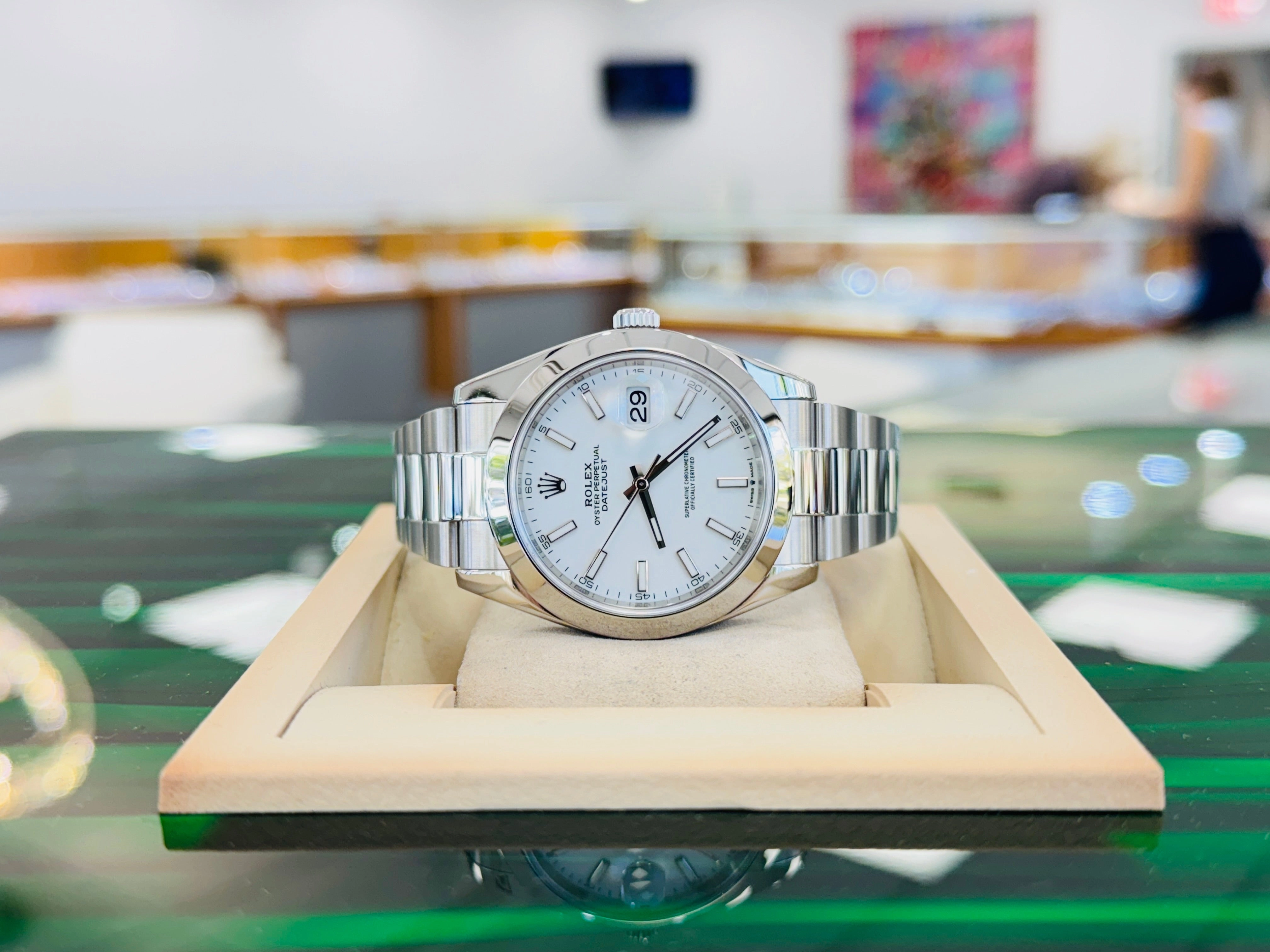 Rolex Datejust 41 126300 Oyster White Stick Dial Smooth Bezel MINT