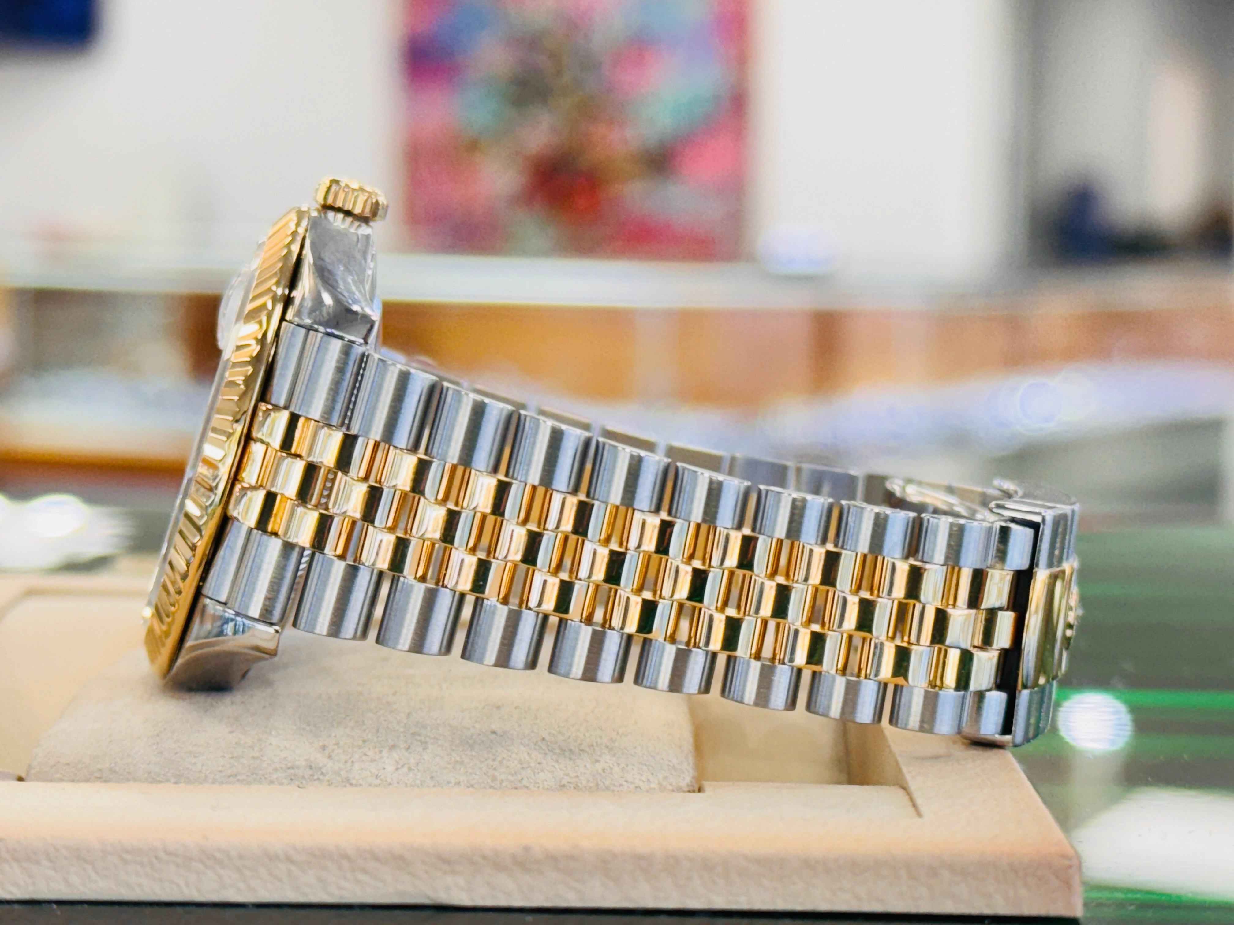 Rolex Datejust 41 126333  18k Gold / Steel Jubilee Bracelet Fluted Bezel Silver Dial Papers MINT