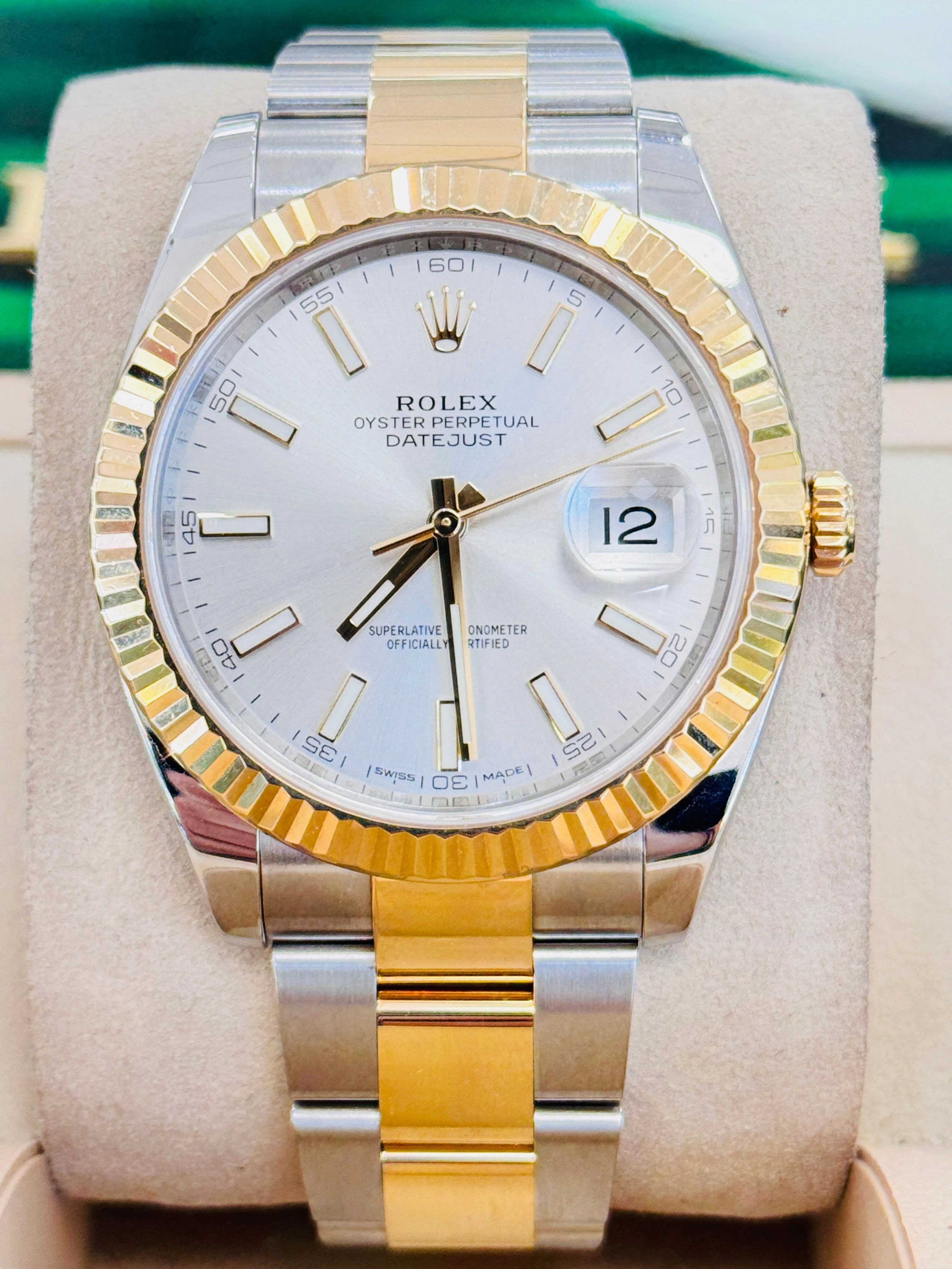 Rolex Datejust 41 126333 Silver Stick Dial 18k Yellow Gold Steel Oyster Band Watch MINT