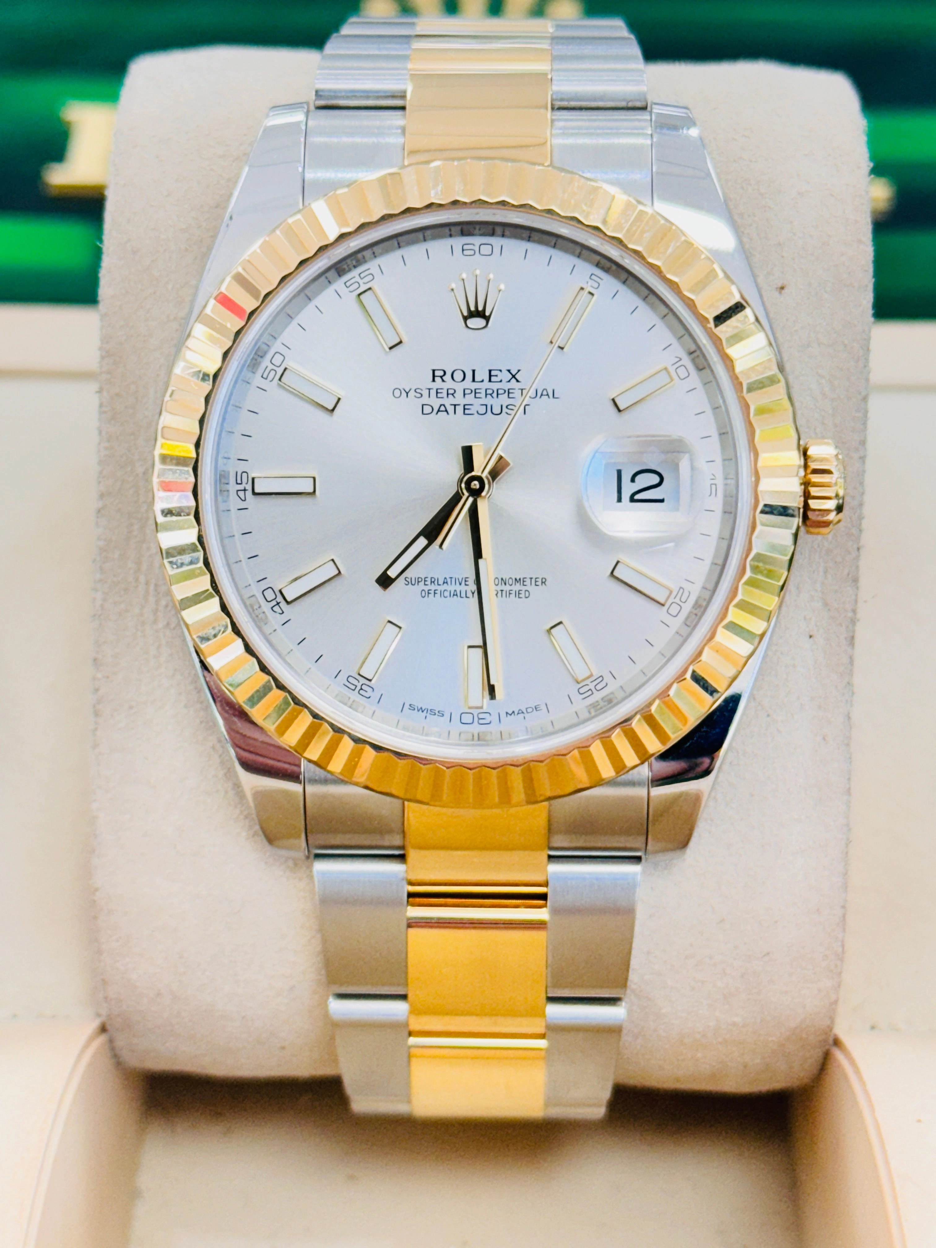 Rolex Datejust 41 126333 Silver Stick Dial 18k Yellow Gold Steel Oyster Band Watch MINT