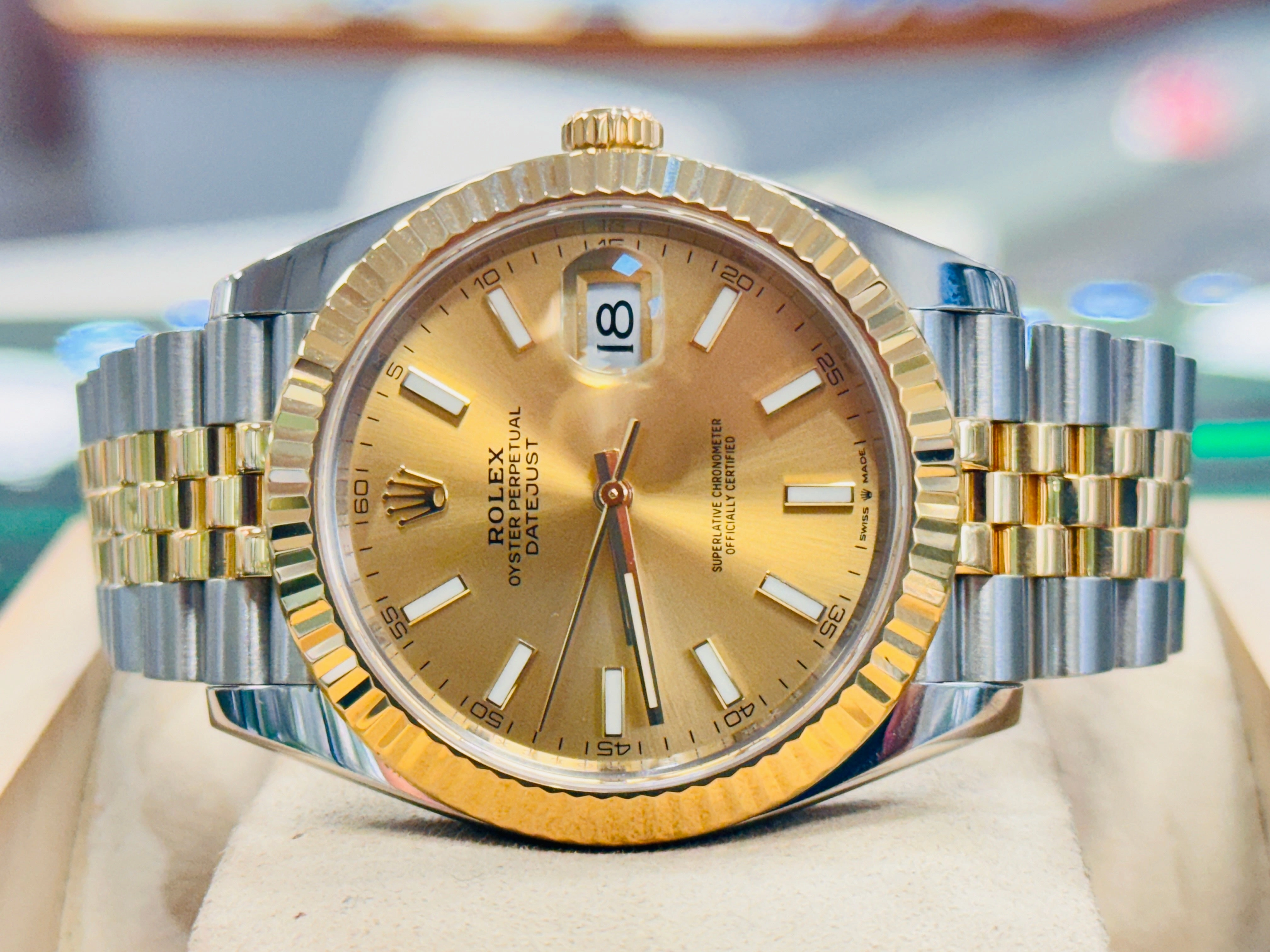 Rolex Datejust 41 126333 Two Tone Champagne Index Dial  Jubilee MINT