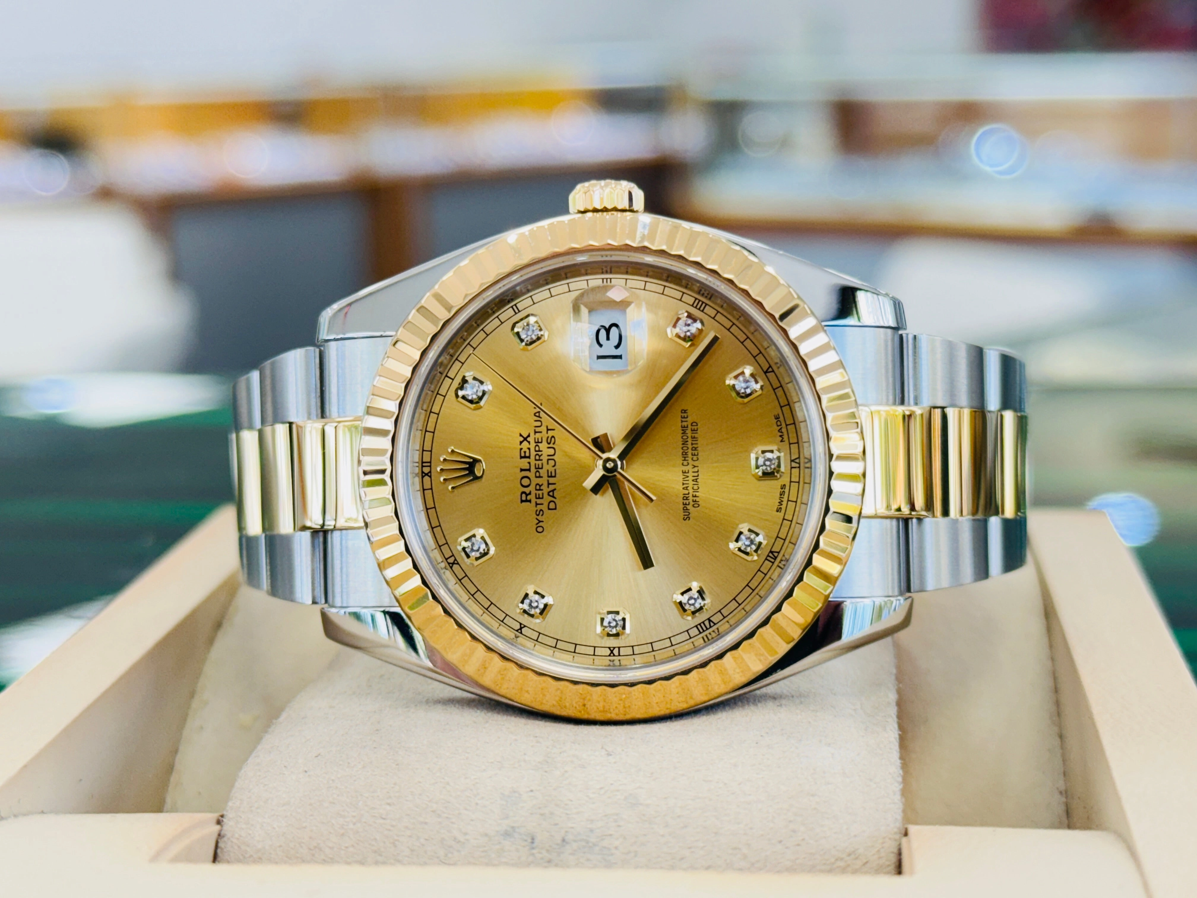 Rolex Datejust 41 126333 Two Tone Oyster Champagne Diamond Dial MINT Box and Papers