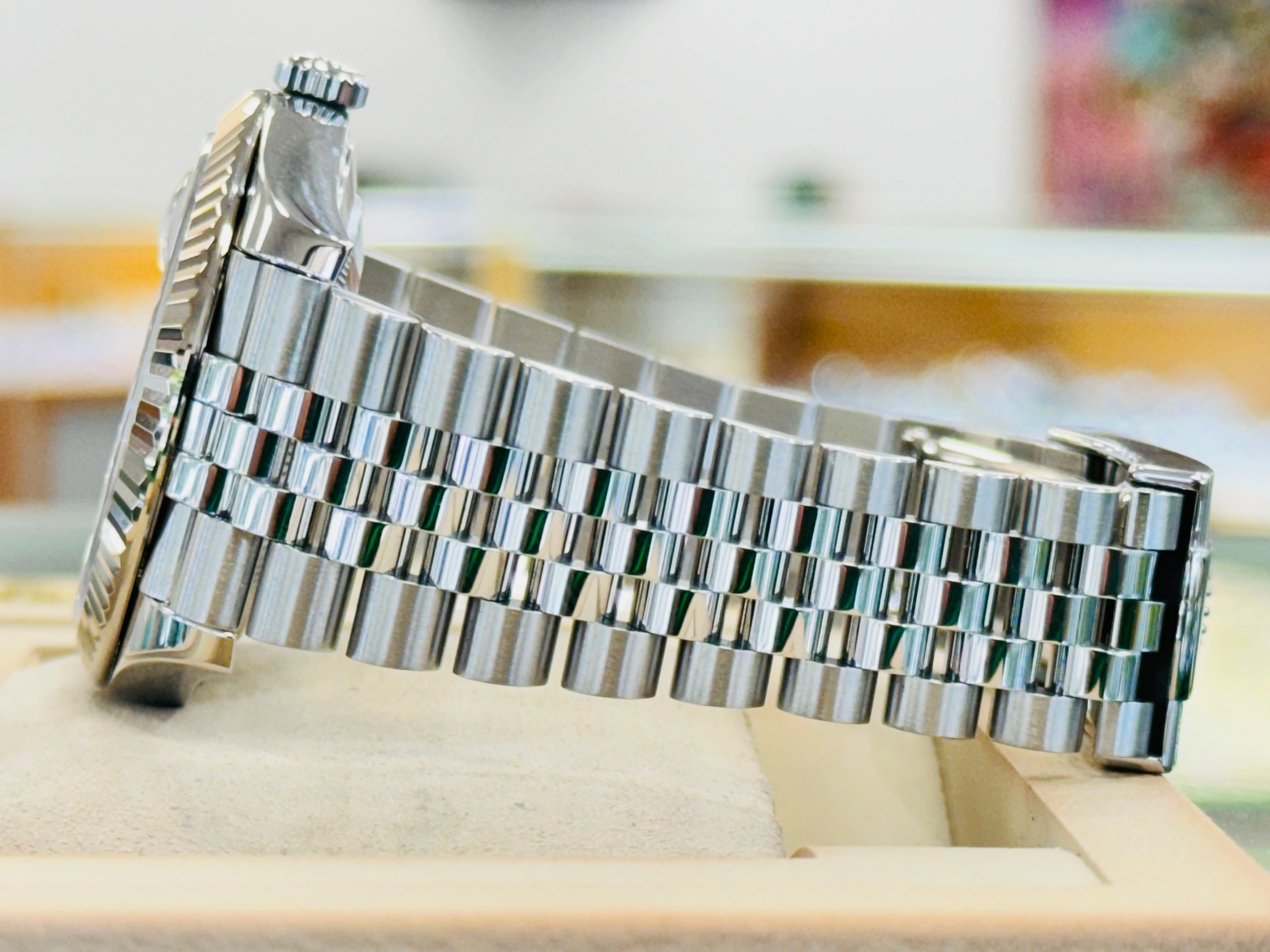 Rolex Datejust 41 126334  Jubilee Bracelet Factory Blue Diamond Dial Fluted Bezel MINT Box and Papers