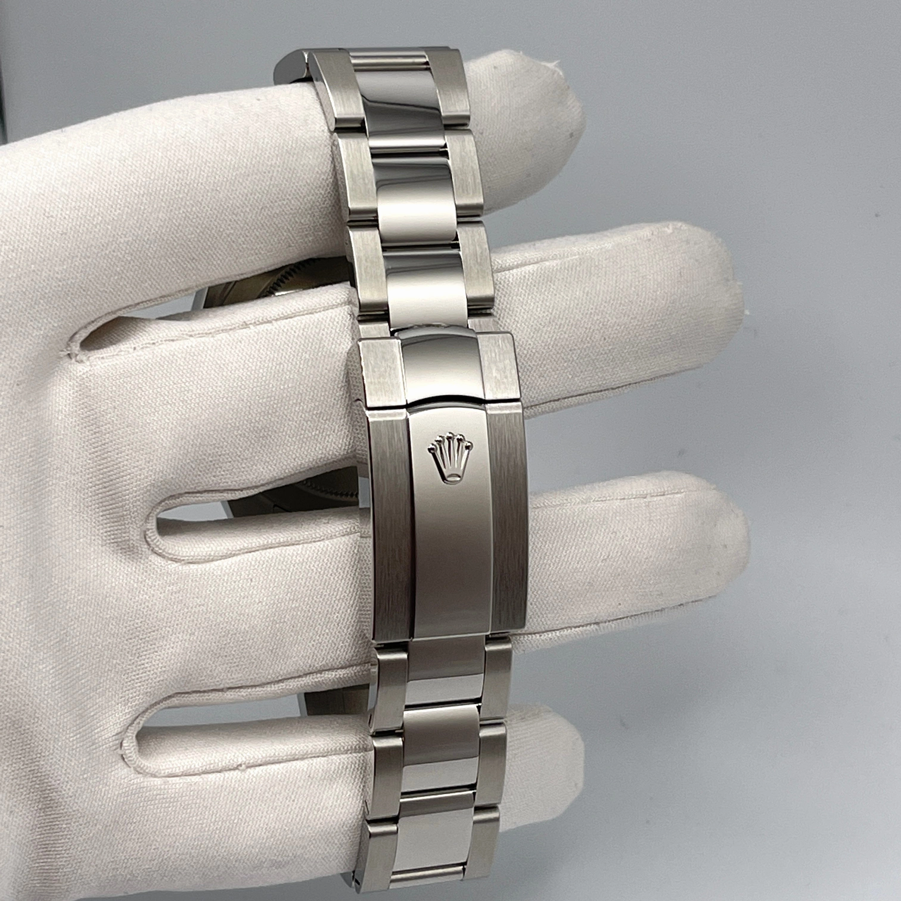 Rolex Datejust 41 126334 Stainless Steel Blue Dial Oyster (2021)