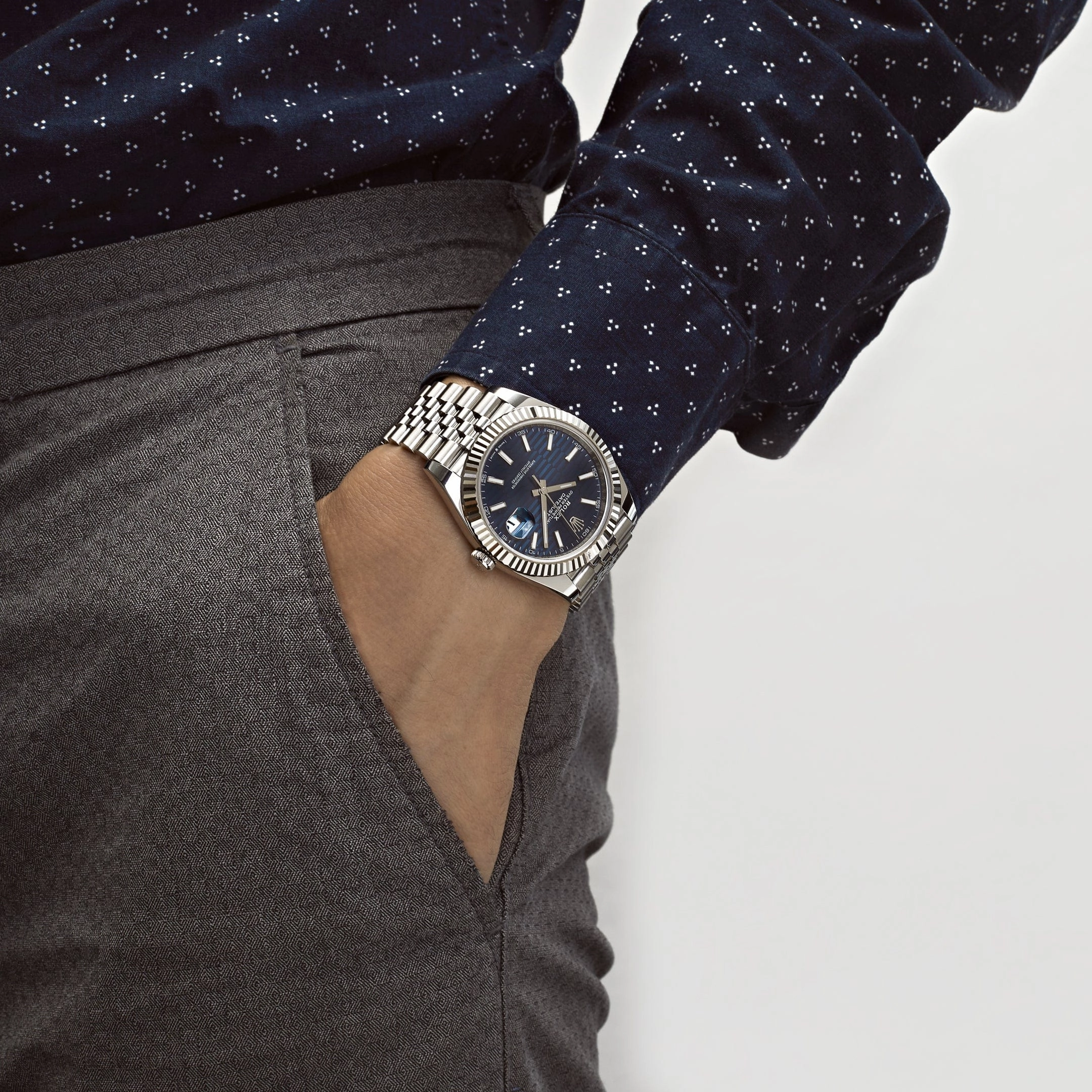 Rolex Datejust 41 126334 Stainless Steel Fluted Motif Blue Dial Jubilee (2023)