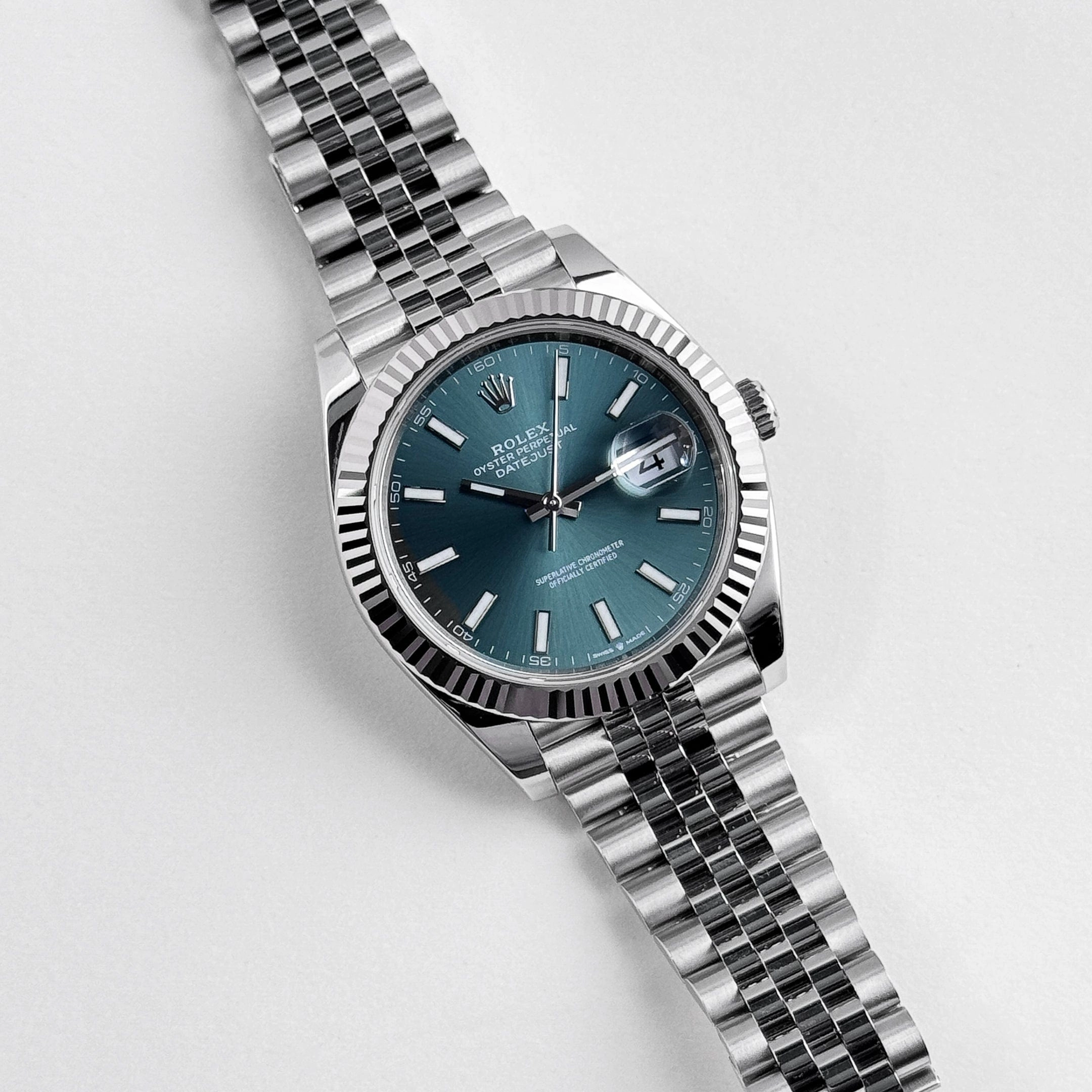 Rolex Datejust 41 126334 Stainless Steel Green Dial Jubilee (2024)
