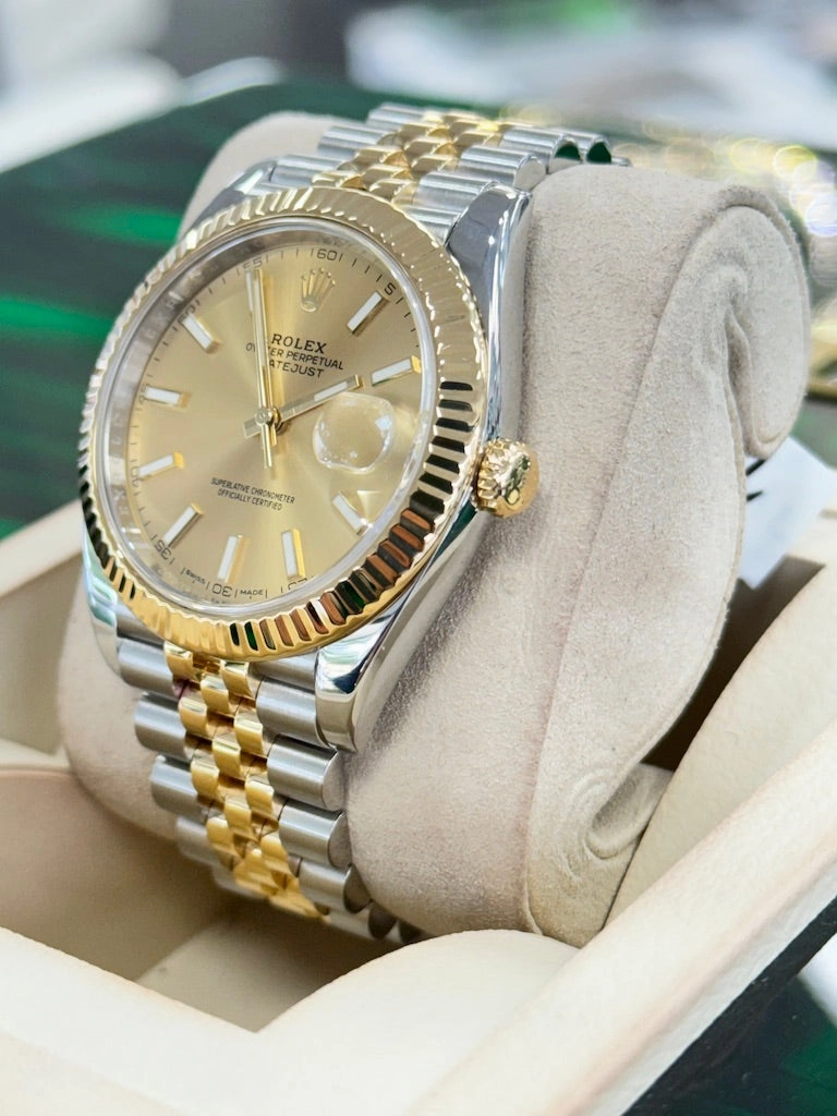 Rolex Datejust 41mm 126333 18k Gold / Steel Jubilee Bracelet Fluted Bezel Papers MINT
