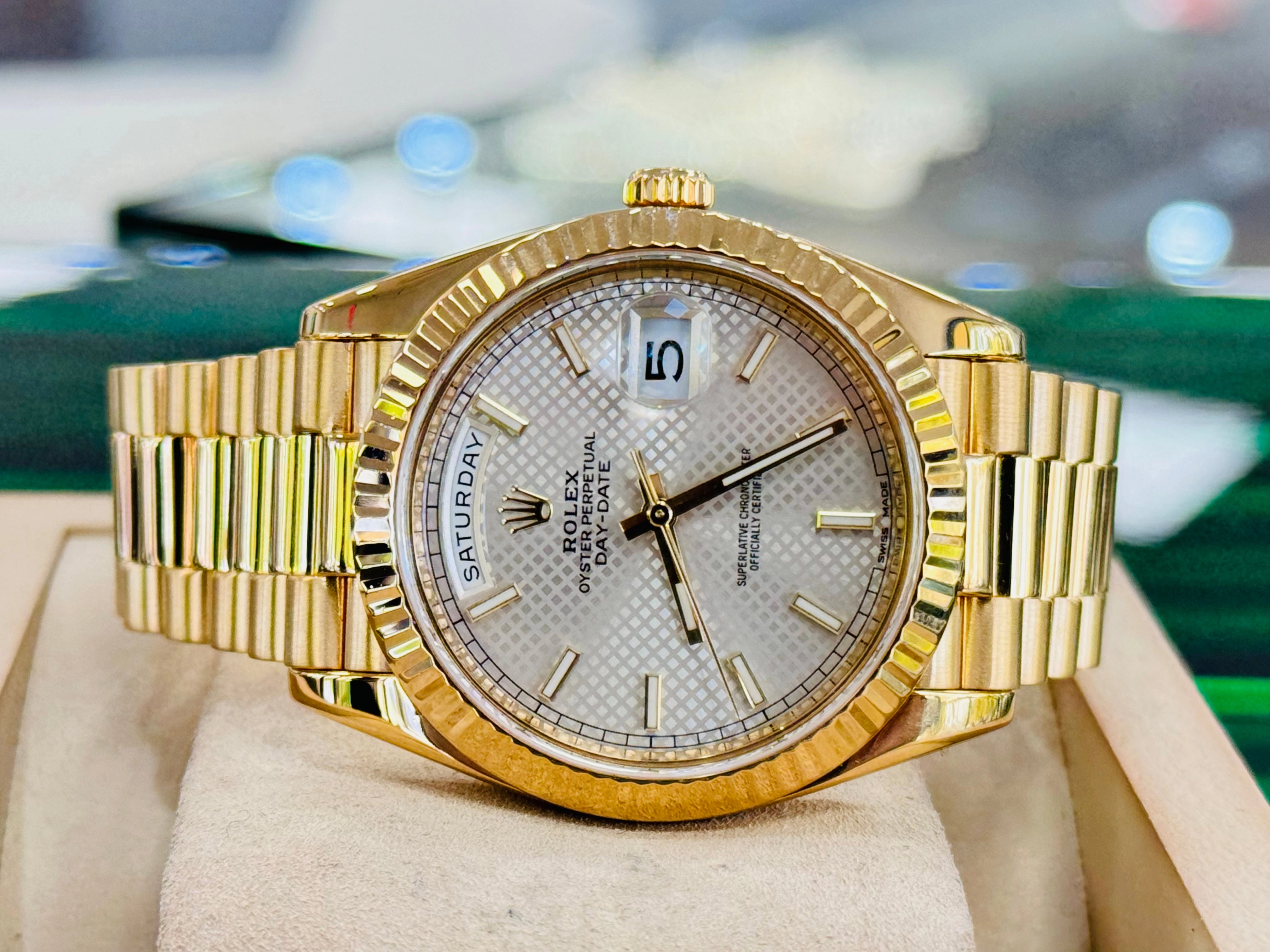 Rolex Day-Date 228238 40mm 18K Yellow Gold Silver Motif Dial MINT