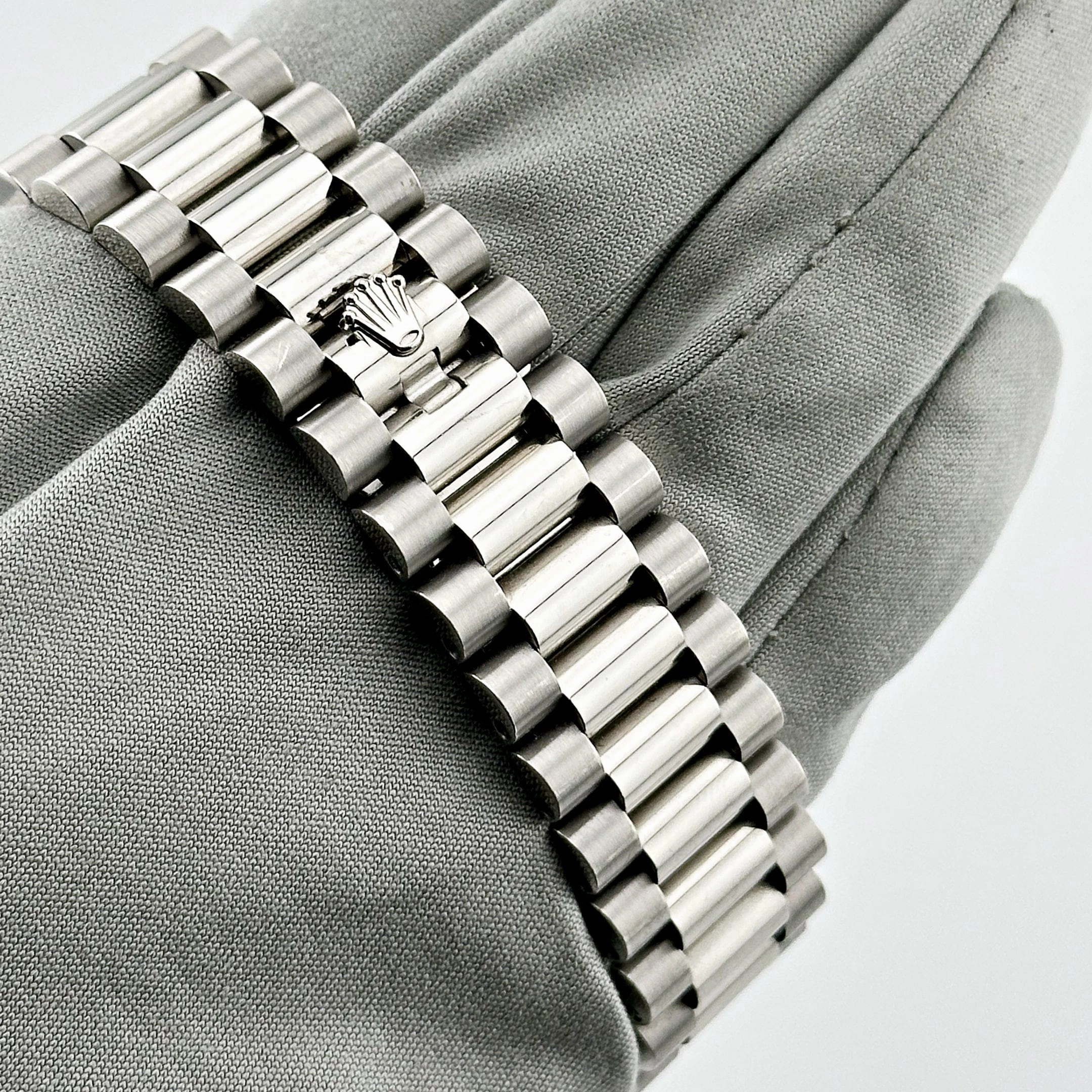 Rolex Day-Date 40 228396TBR Platinum Diamond Bezel Ice Blue Diamond Dial (2023)