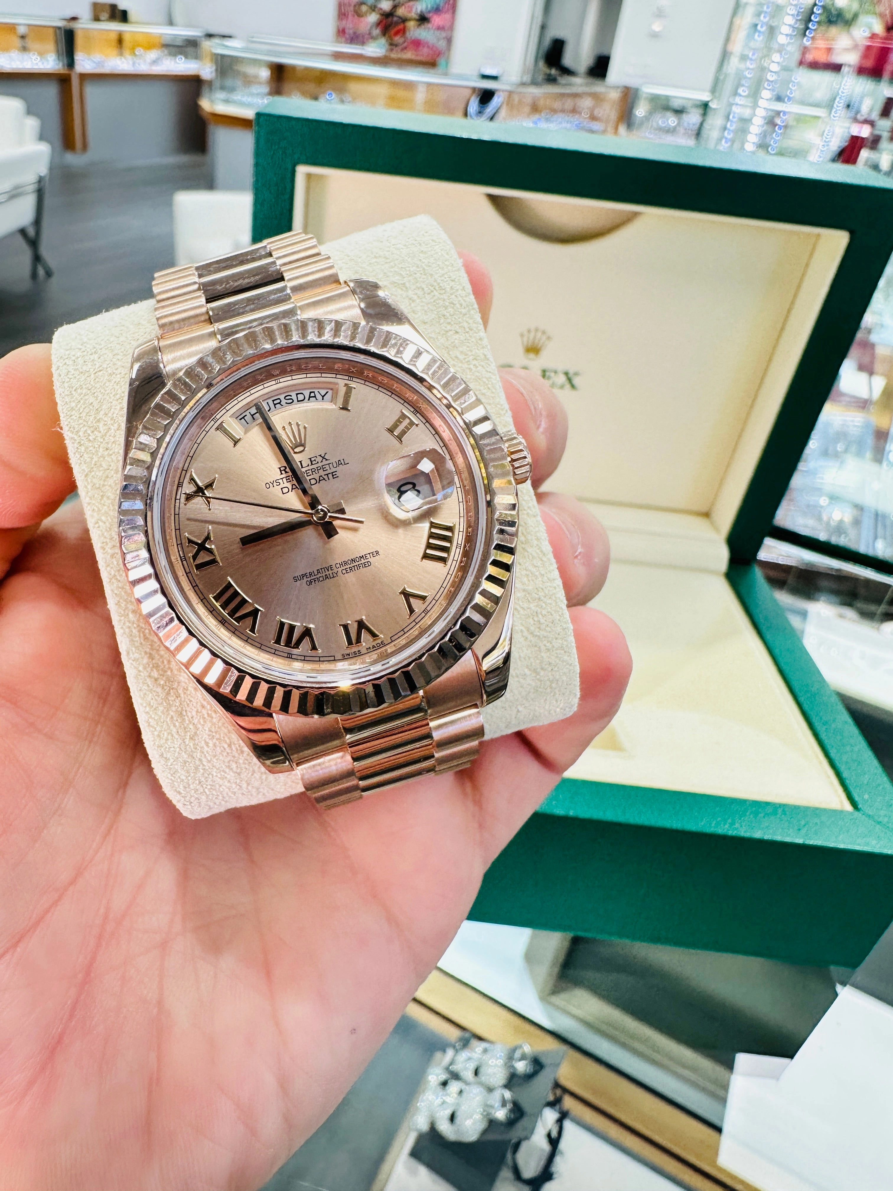 Rolex Day-Date II 218235 41 EverRose Rose Roman PreOwned