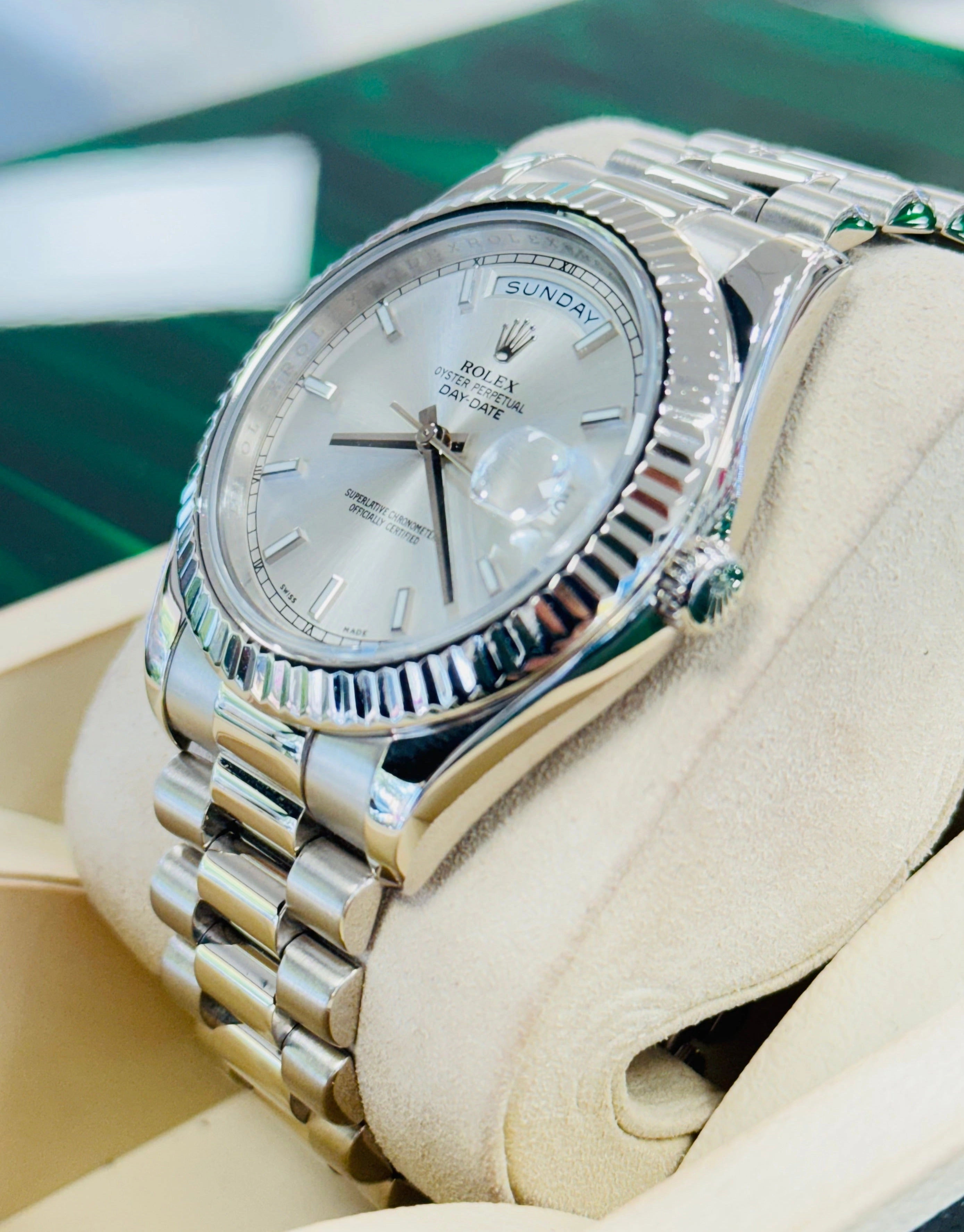 Rolex Day-Date II 218239 41 Fluted Bezel Silver Dial 18K White Gold Presidential Band Discontinued MINT