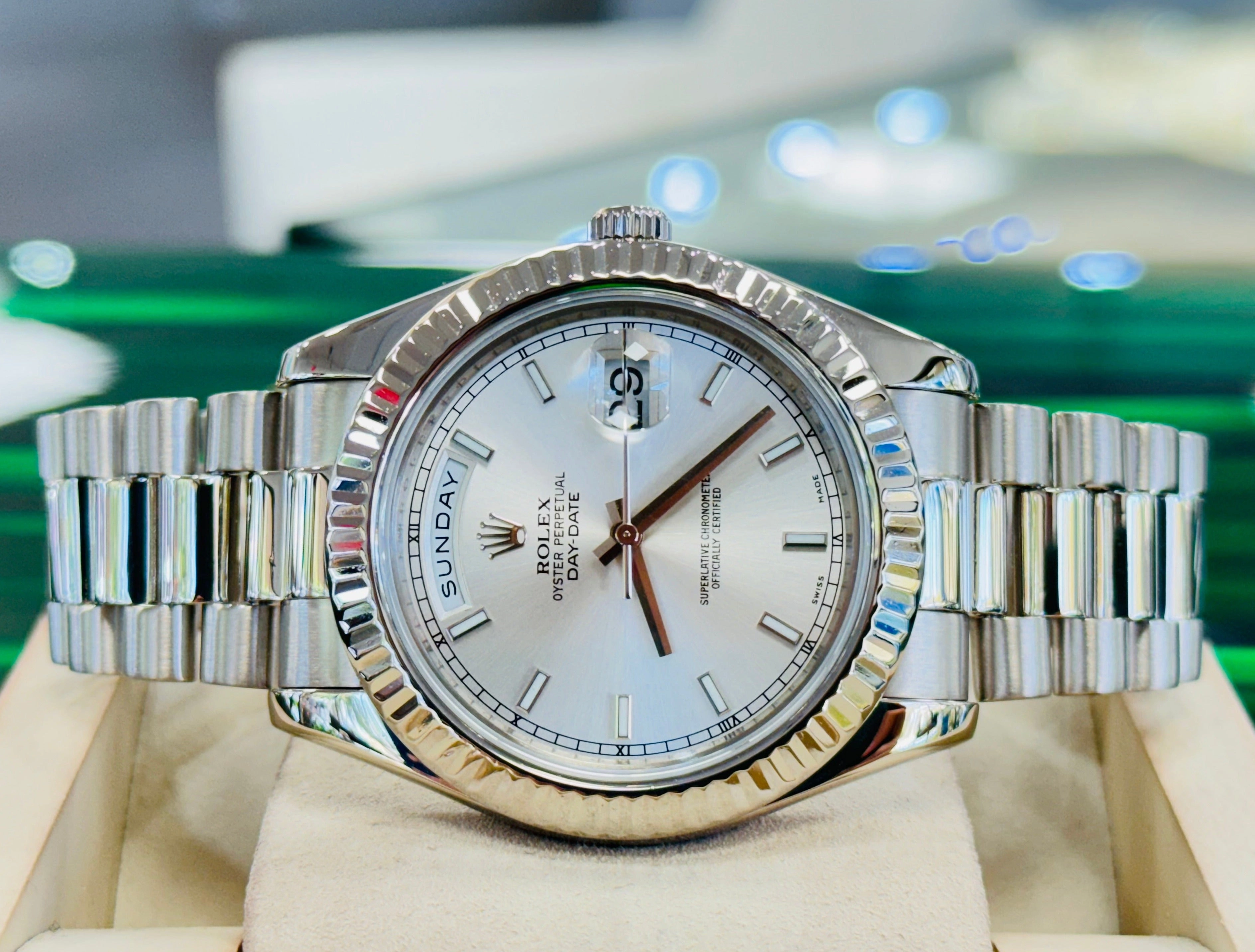Rolex Day-Date II 218239 41 Fluted Bezel Silver Dial 18K White Gold Presidential Band Discontinued MINT