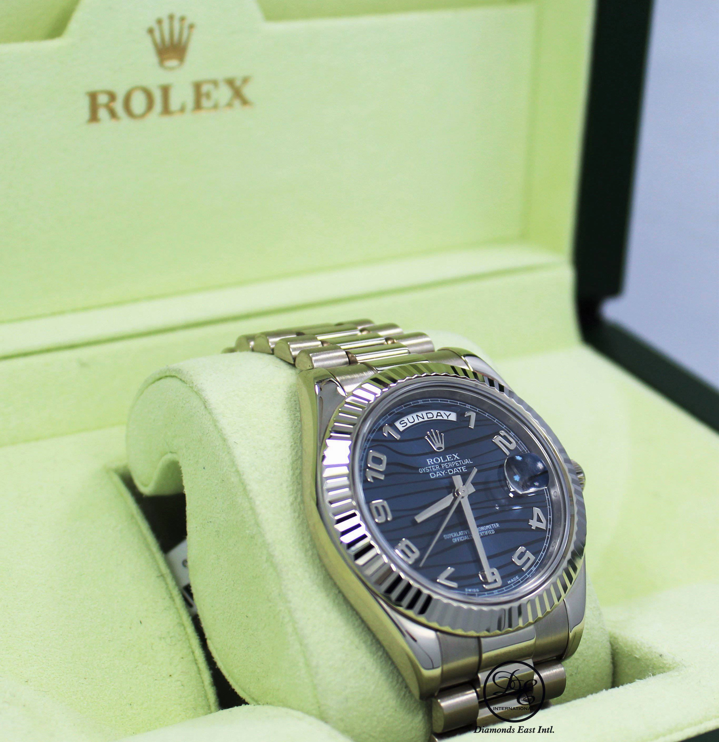 Rolex DAY DATE II President 218239 18k White Gold Rare Blue Wave Dial BOX & PAPERS