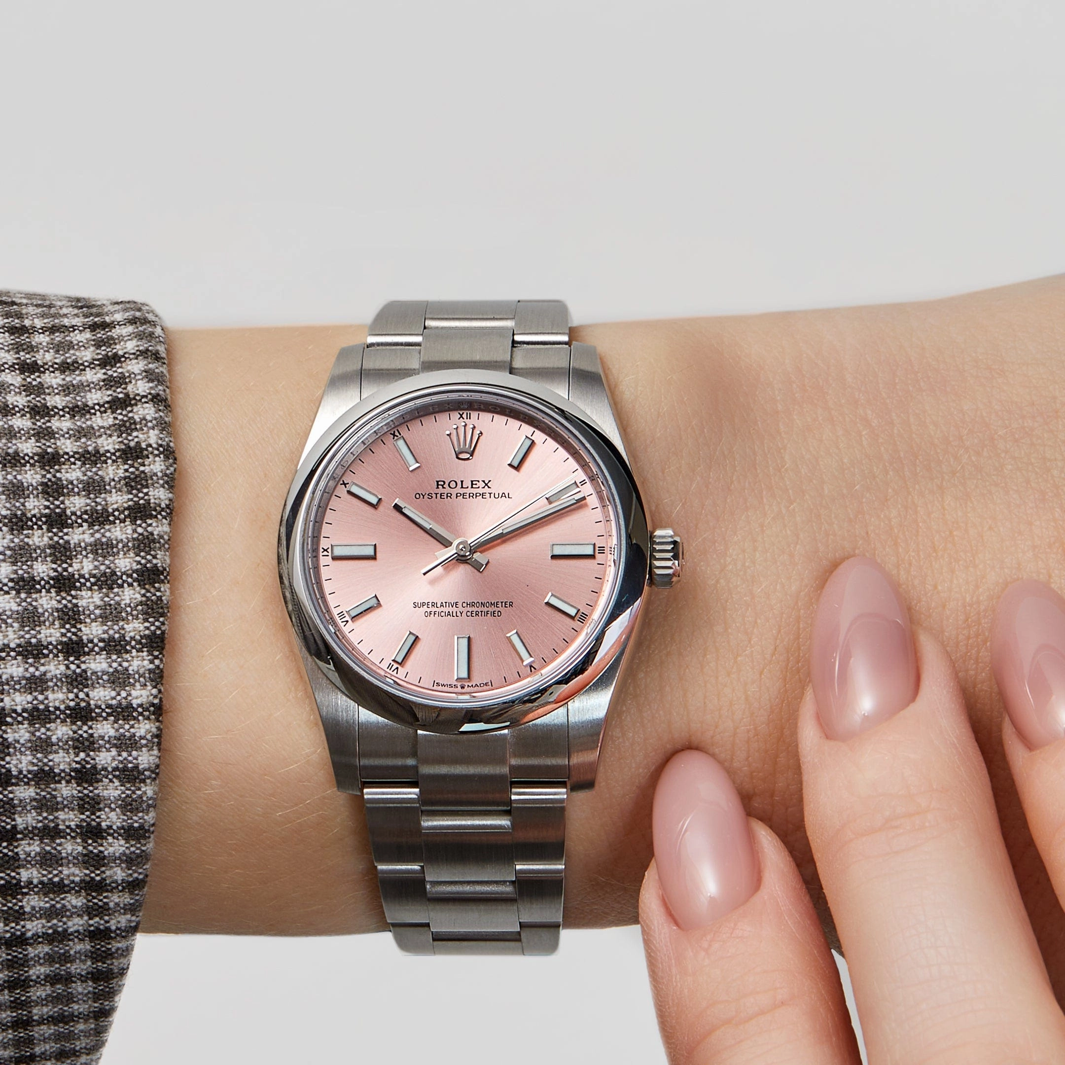 Rolex Oyster Perpetual 124200 'Ladies' Stainless Steel Pink Dial (2024)