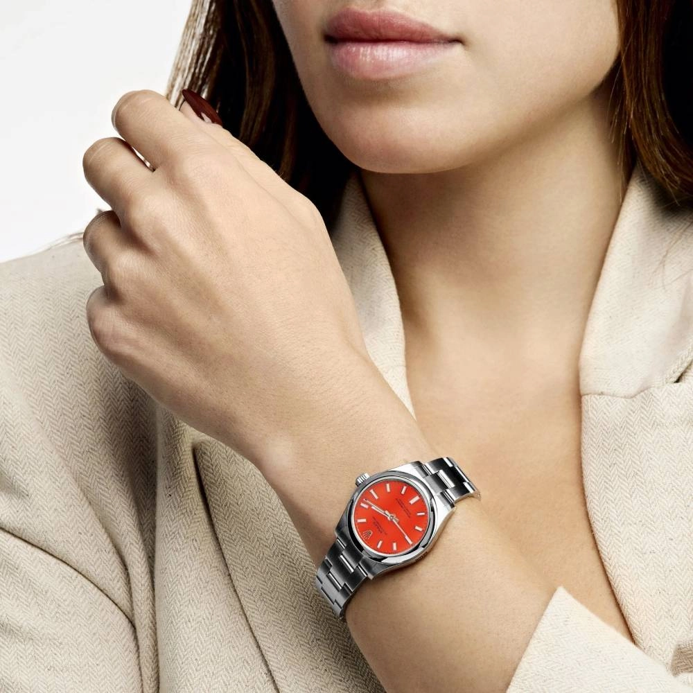 Rolex Oyster Perpetual 31mm | Stainless steel bracelet | Coral red dial Smooth bezel | Ladies Watch 277200-0008
