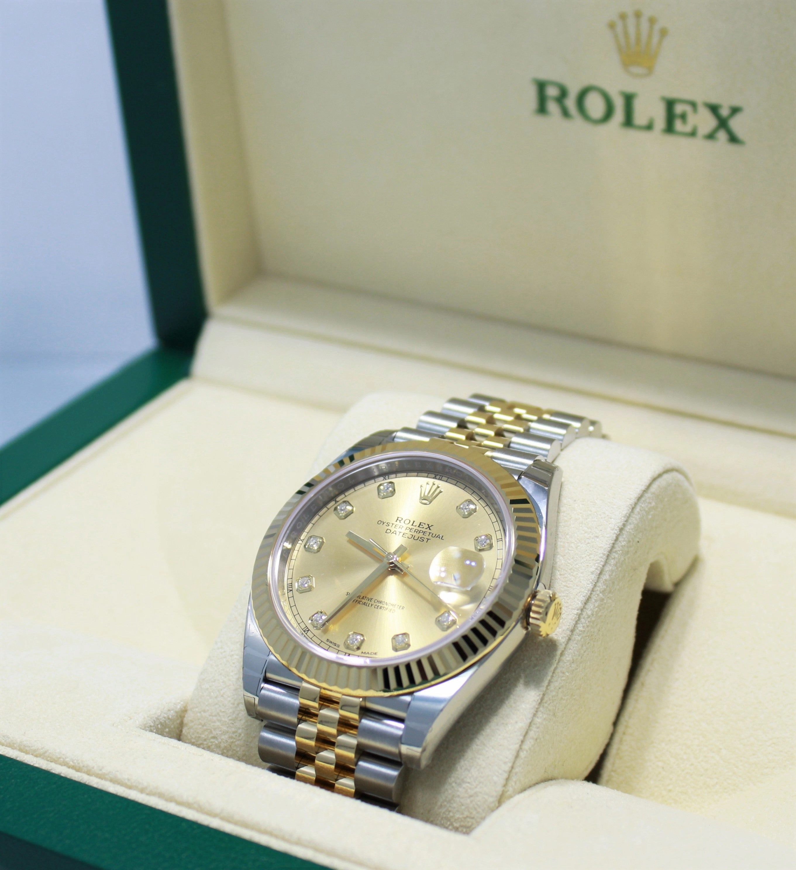 Rolex Oyster Perpetual Datejust 41 126333 GLDDJ Unworn