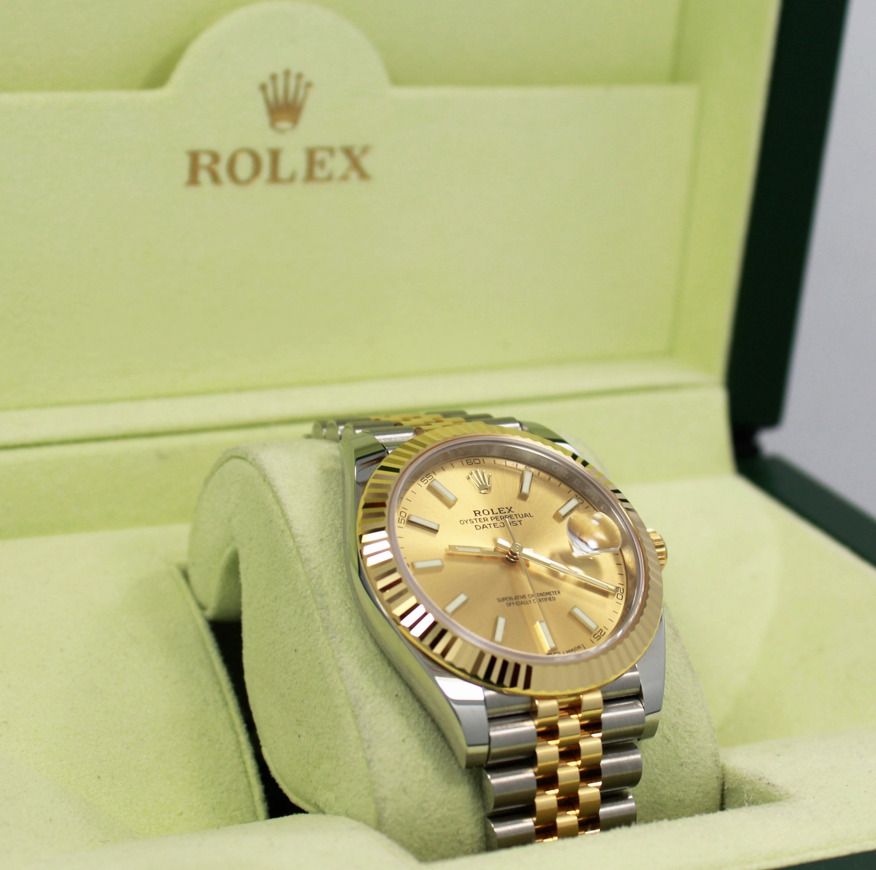 Rolex Oyster Perpetual Datejust 41 126333 GLDSJ UNWORN