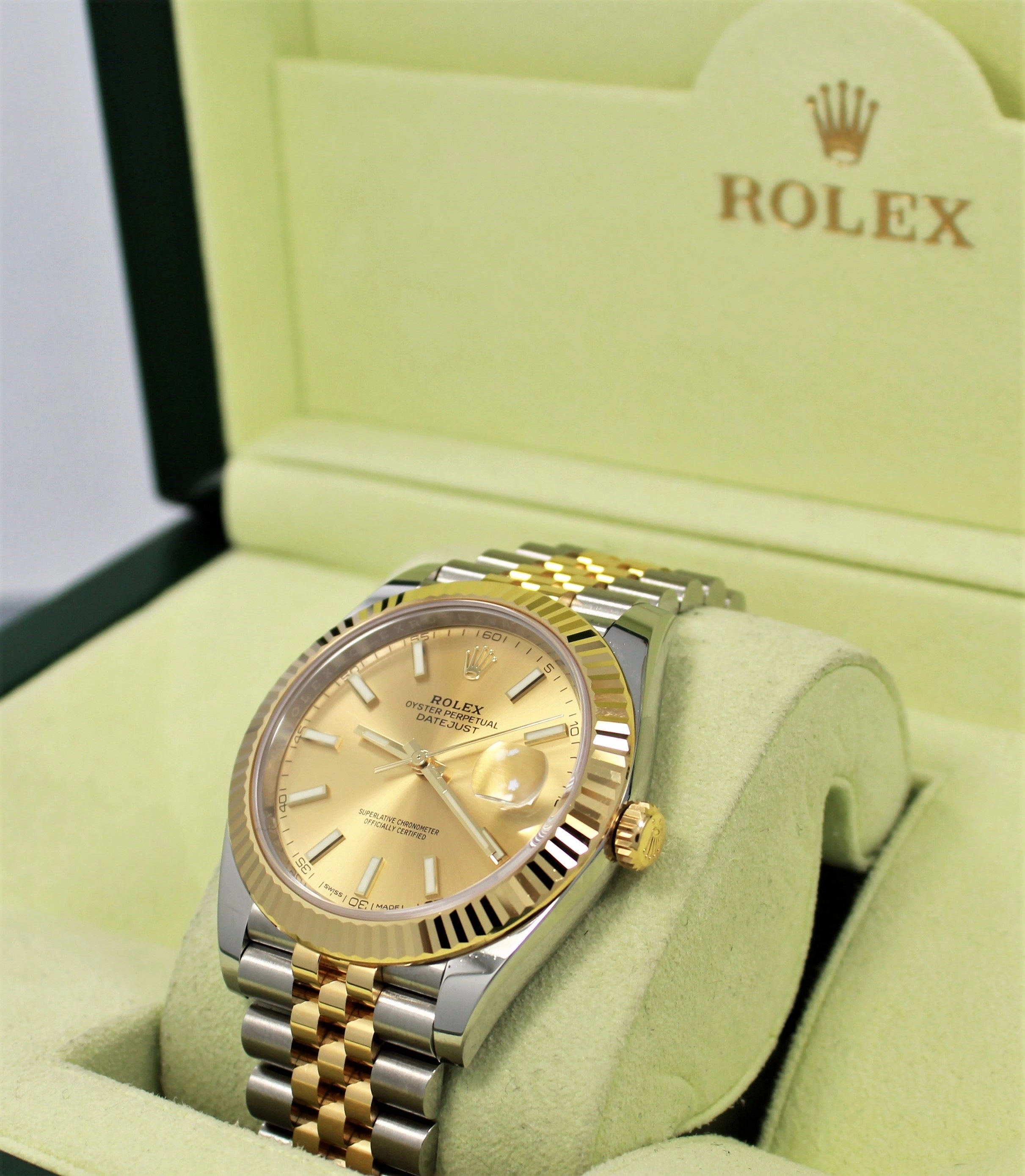 Rolex Oyster Perpetual Datejust 41 126333 GLDSJ UNWORN