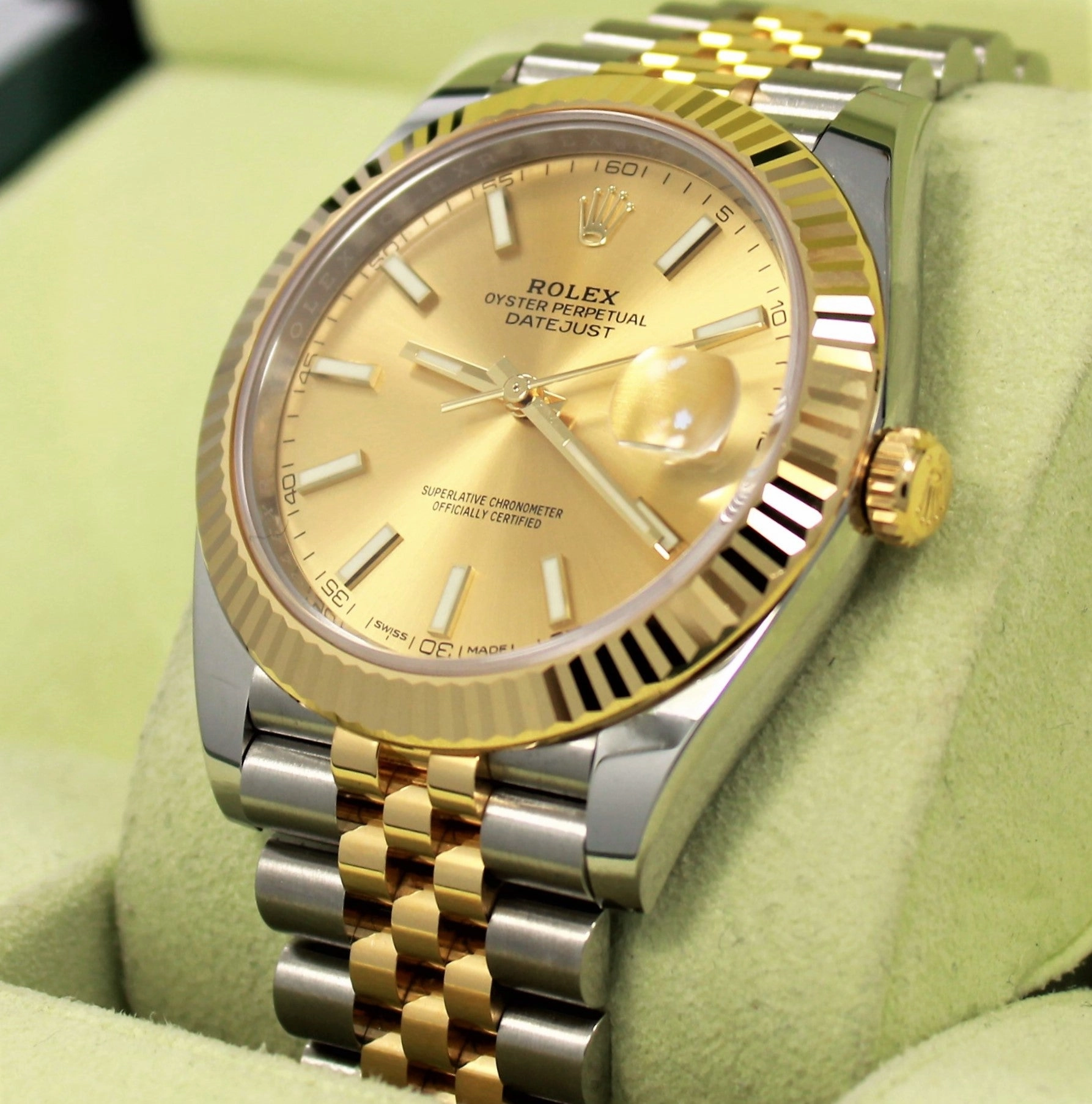 Rolex Oyster Perpetual Datejust 41 126333 GLDSJ UNWORN