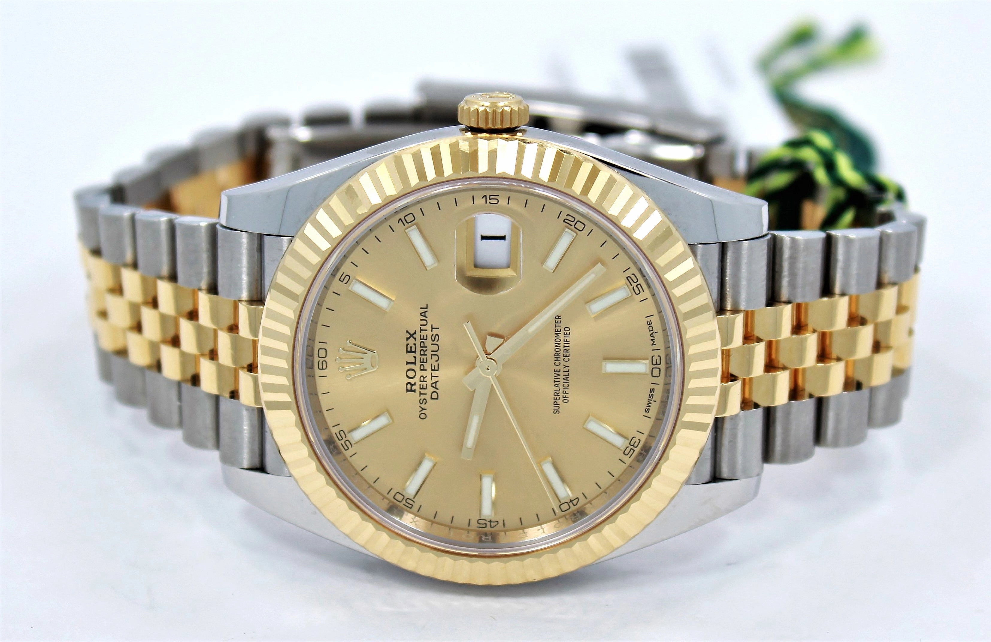 Rolex Oyster Perpetual Datejust 41 126333 GLDSJ UNWORN