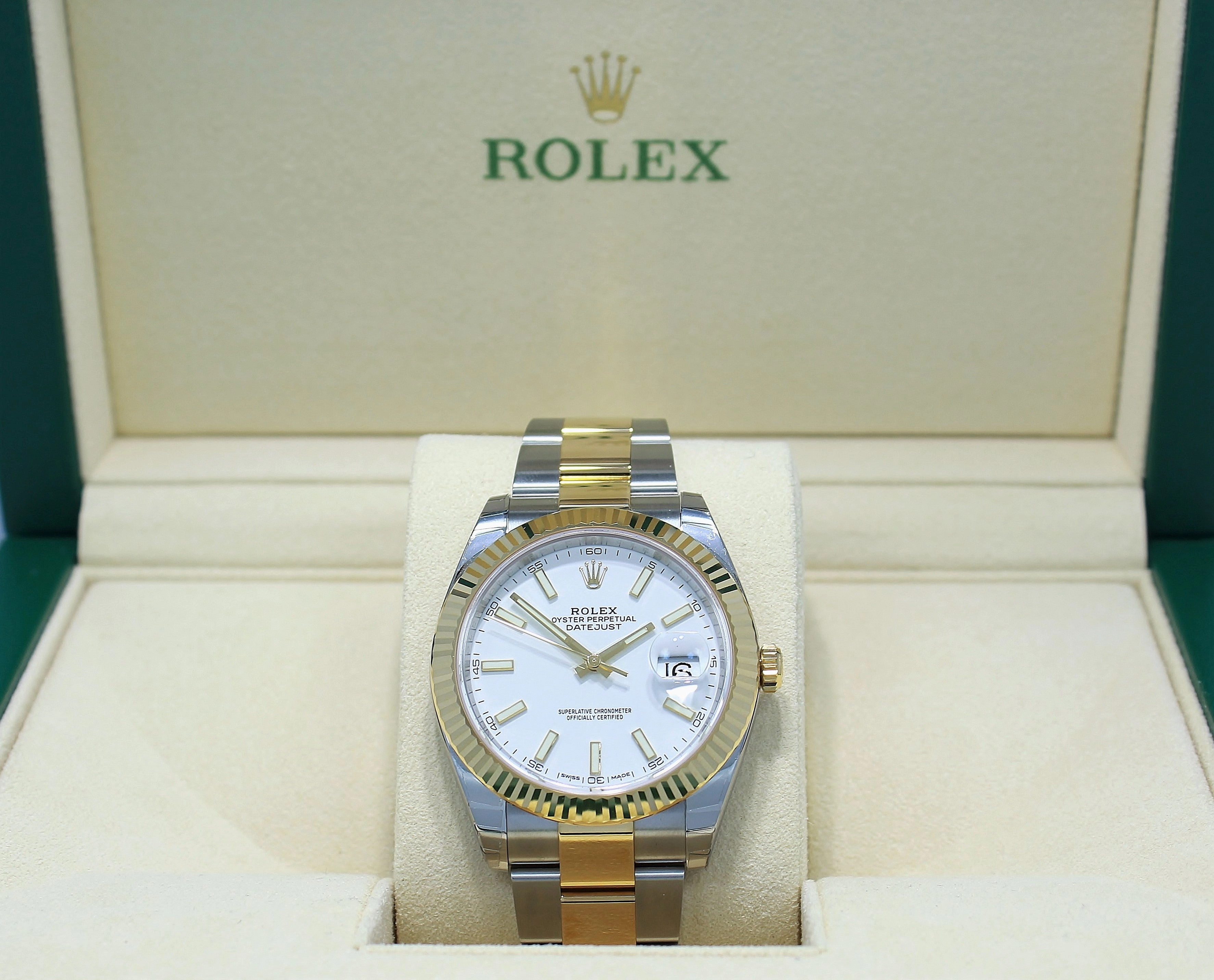 Rolex Oyster Perpetual Datejust 41 126333 WHTSO Oyster 18k yellow gold/ SS Unworn