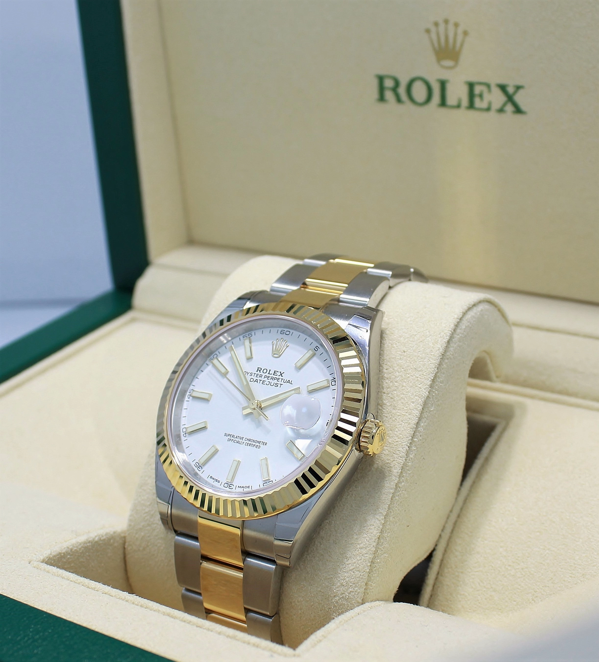 Rolex Oyster Perpetual Datejust 41 126333 WHTSO Oyster 18k yellow gold/ SS Unworn