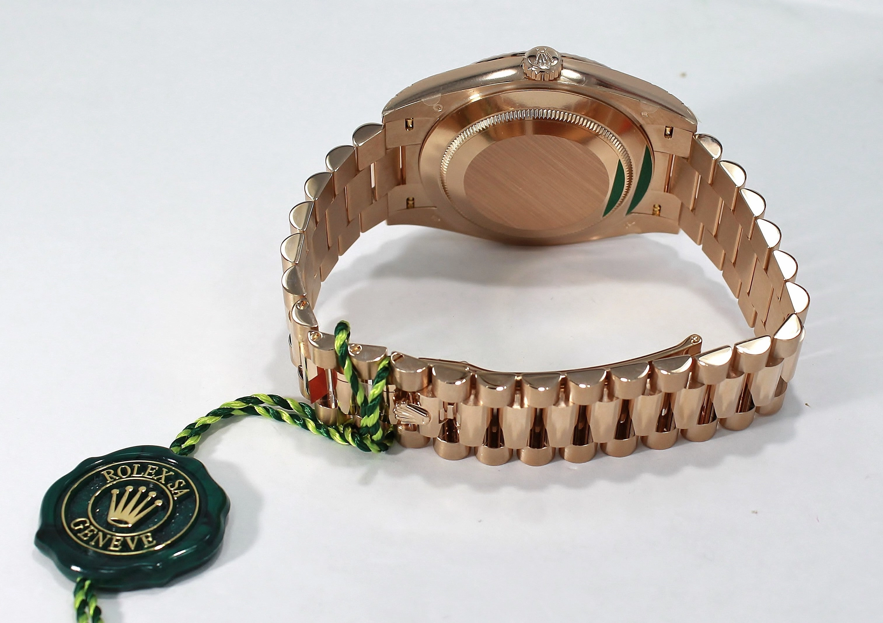 Rolex Oyster Perpetual Day-Date 40 228235 Olive Green (Unworn)